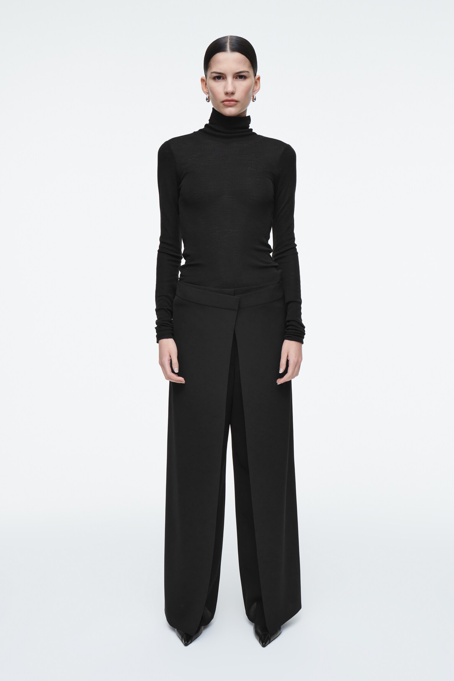 PANTALON REGULAR DROIT PORTEFEUILLE - NOIR