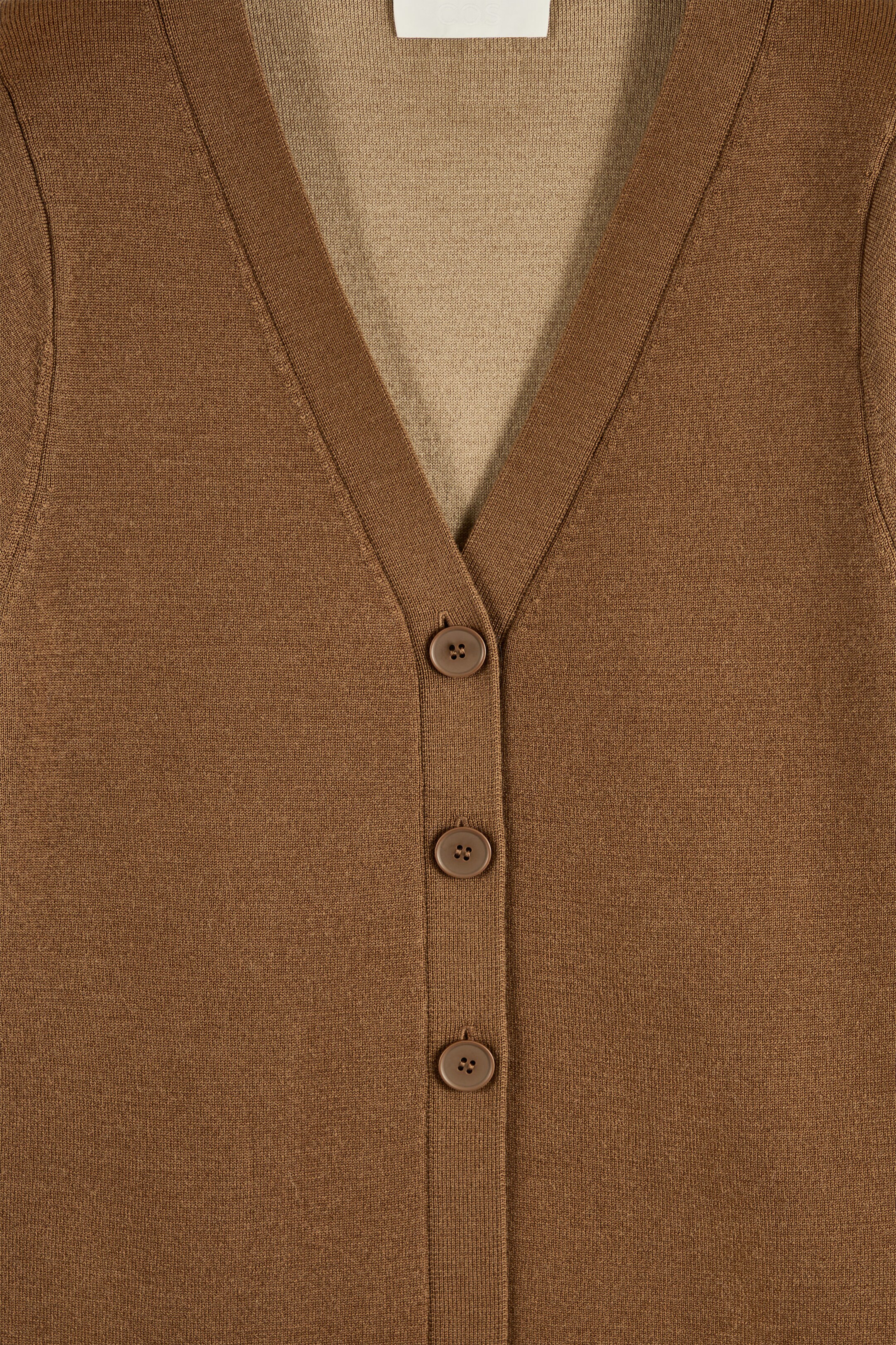 StillMedia/DescriptiveDetail