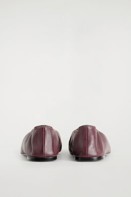MINIMAL LEATHER BALLET FLATS — RED 2