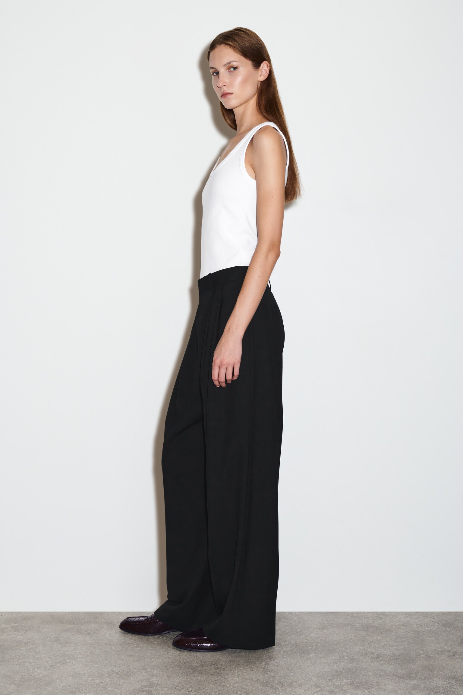 LOCKERE HOSE AUS TWILL MIT WEITEM BEIN - SCHWARZ/DUNKELBRAUN - 5