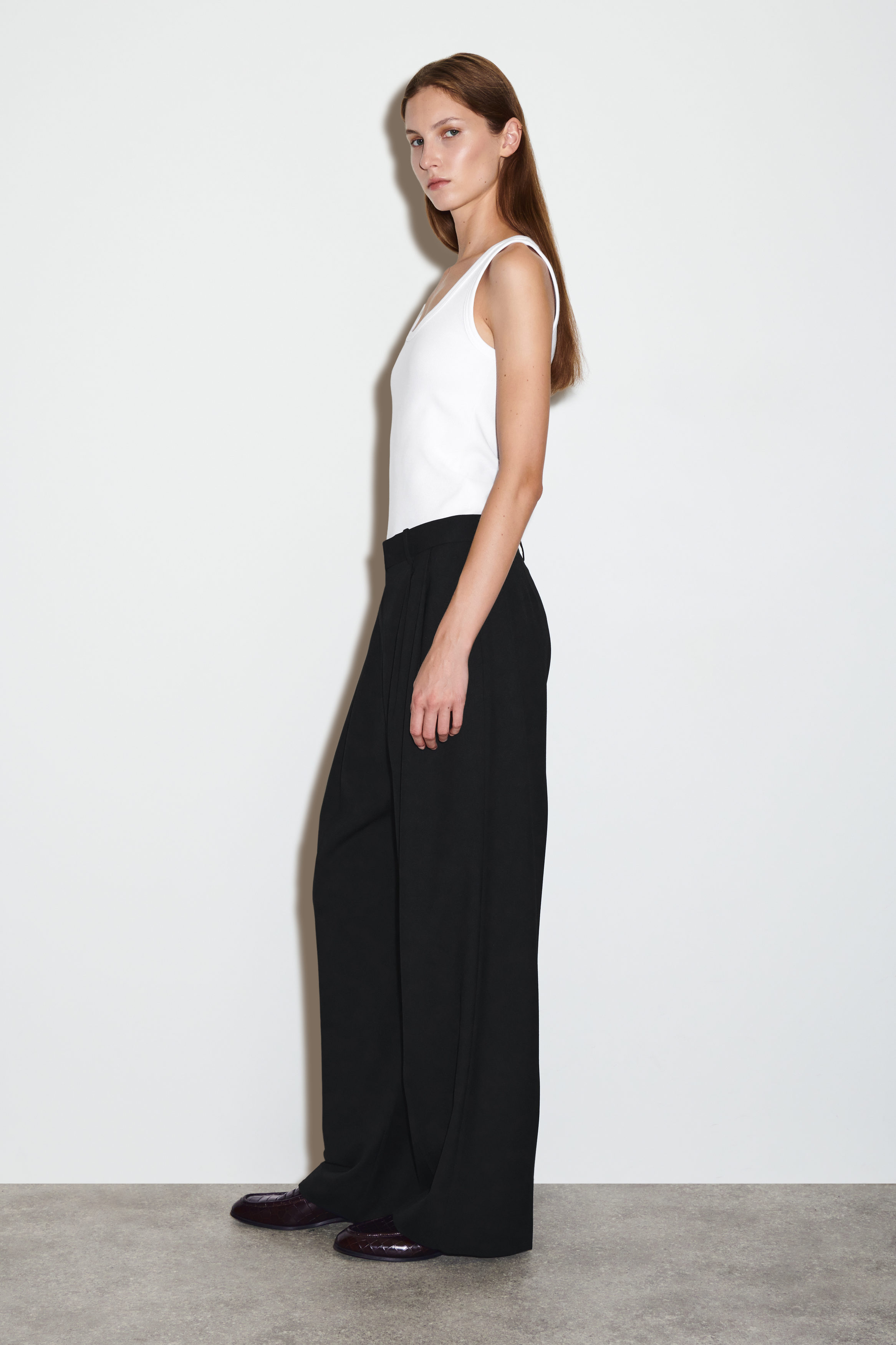 RELAXED TWILL WIDE-LEG PANTS - BLACK | COS