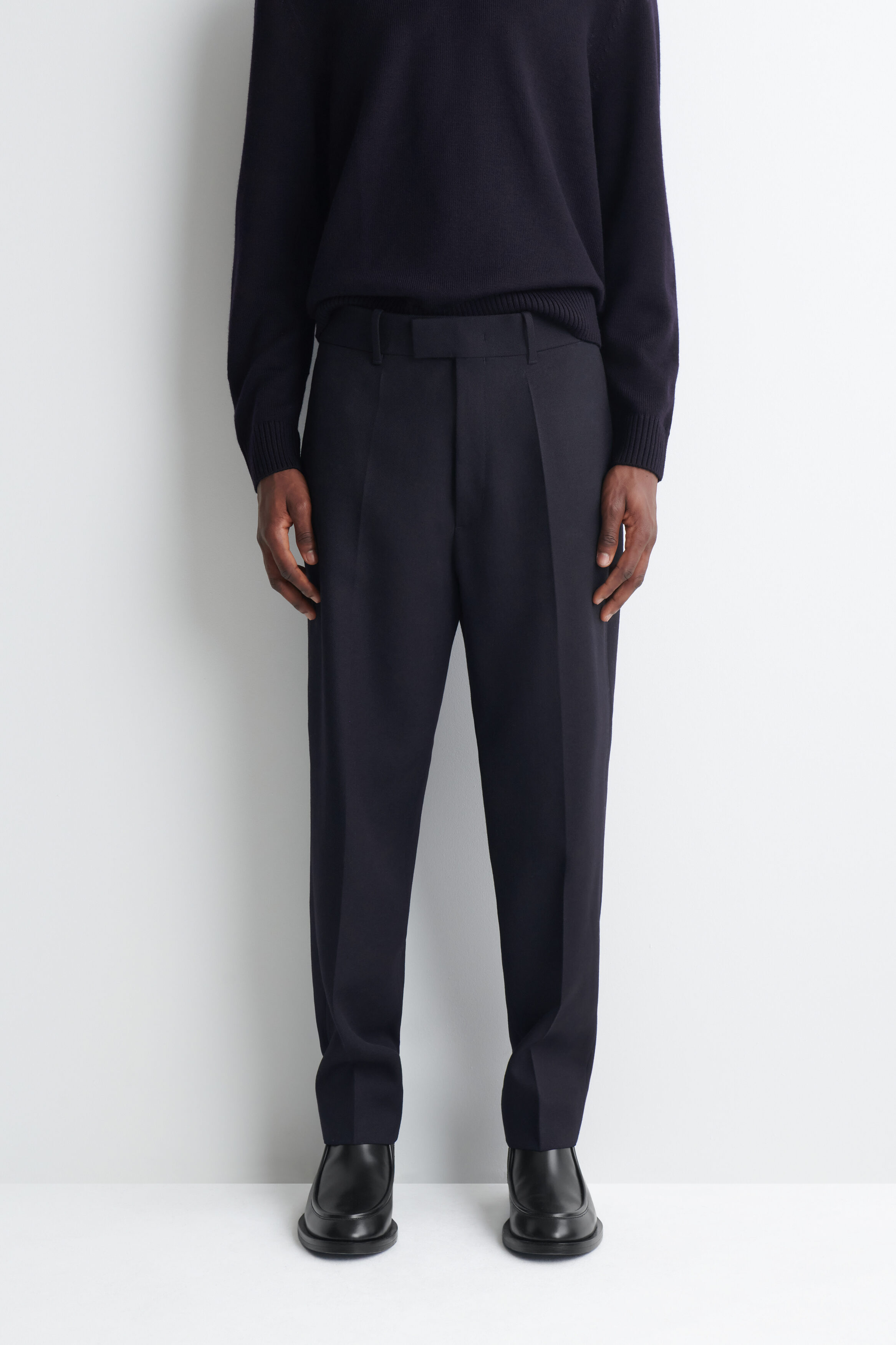 WOOL-TWILL REGULAR-FIT TAPERED PANTS - UMBER | COS US
