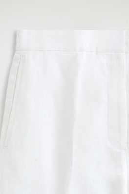 TAILORED ELASTICATED LINEN SHORTS — WHITE 5