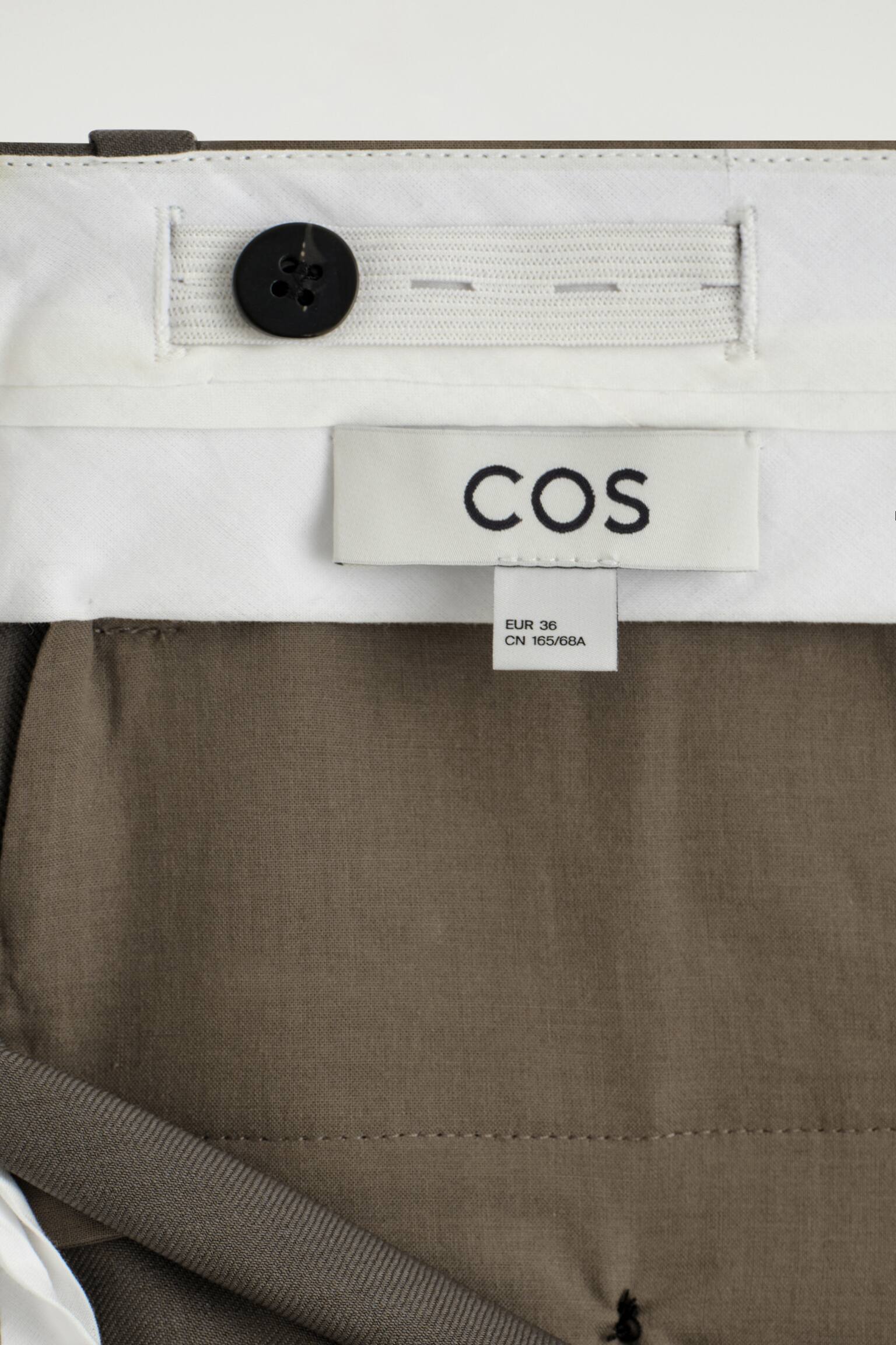 Getailleerde bootcutbroek van wol-twill - taupe - 4