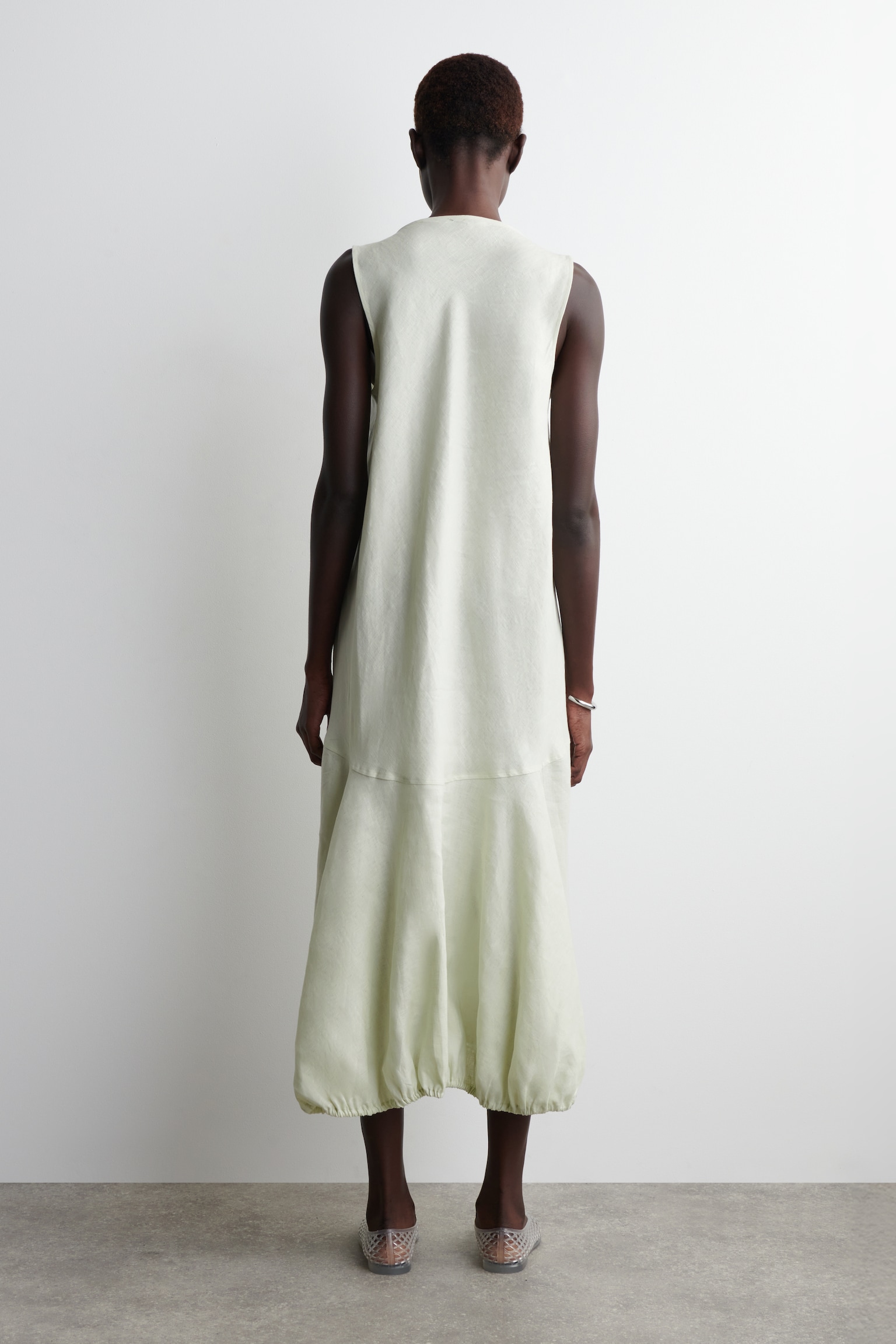 VESTIDO LARGO DE LINO CON DOBLADILLO ELÁSTICO - VERDE CLARO/NEGRO - 4