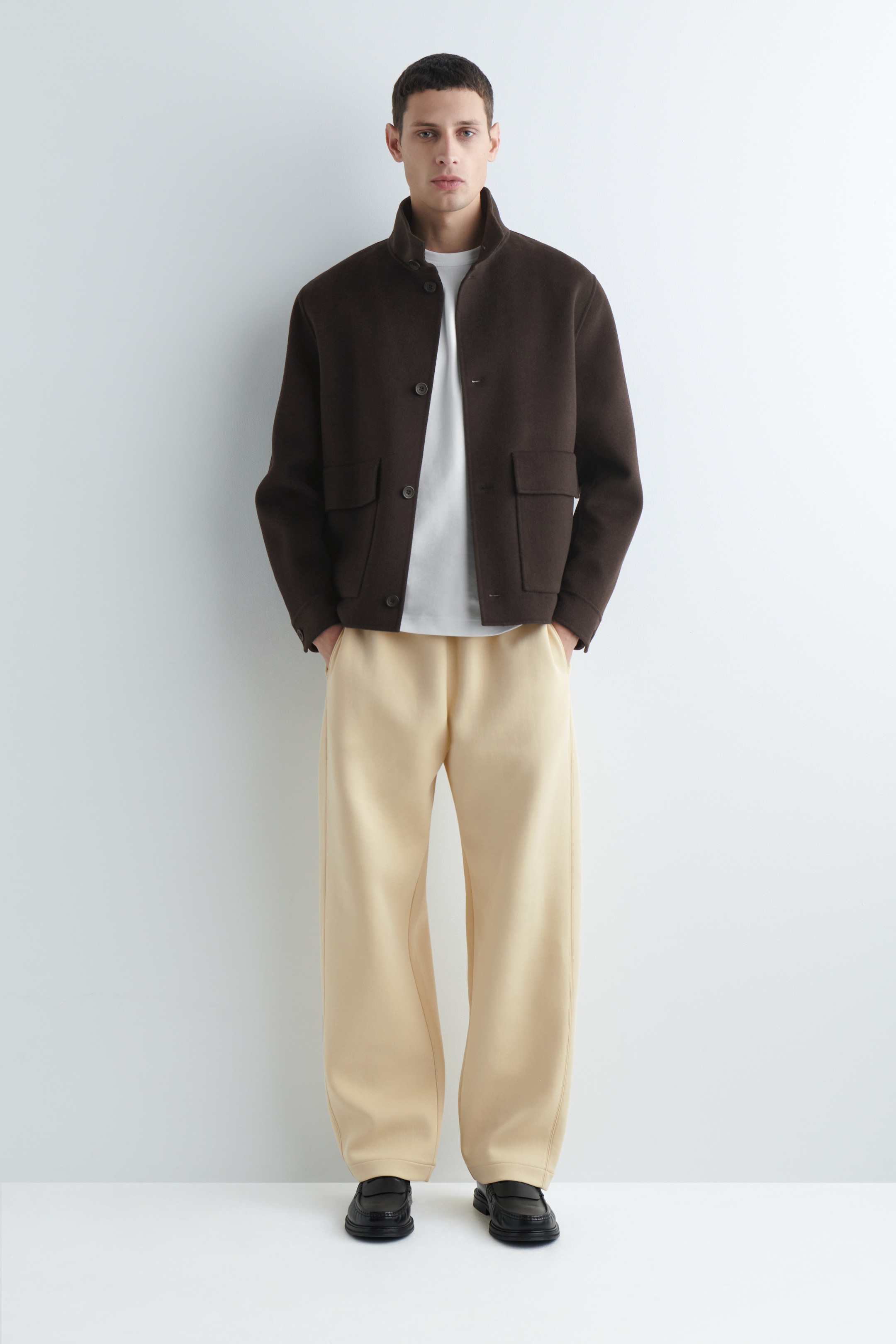 Visualizza immagine più grande: JOGGER CON TAGLIO BARREL IN SCUBA - GIALLO - UOMO | H&M IT 1