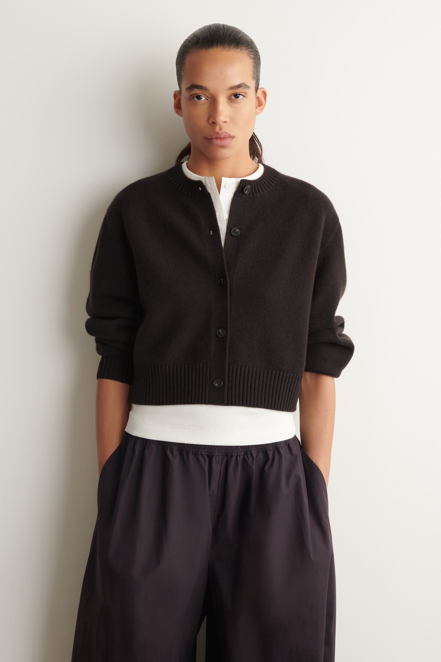 CARDIGAN EN LAINE MÉRINOS - BRUN/GRIS CHINÉ/BLEU COBALT/BEIGE CHINÉ/NOIR - 1