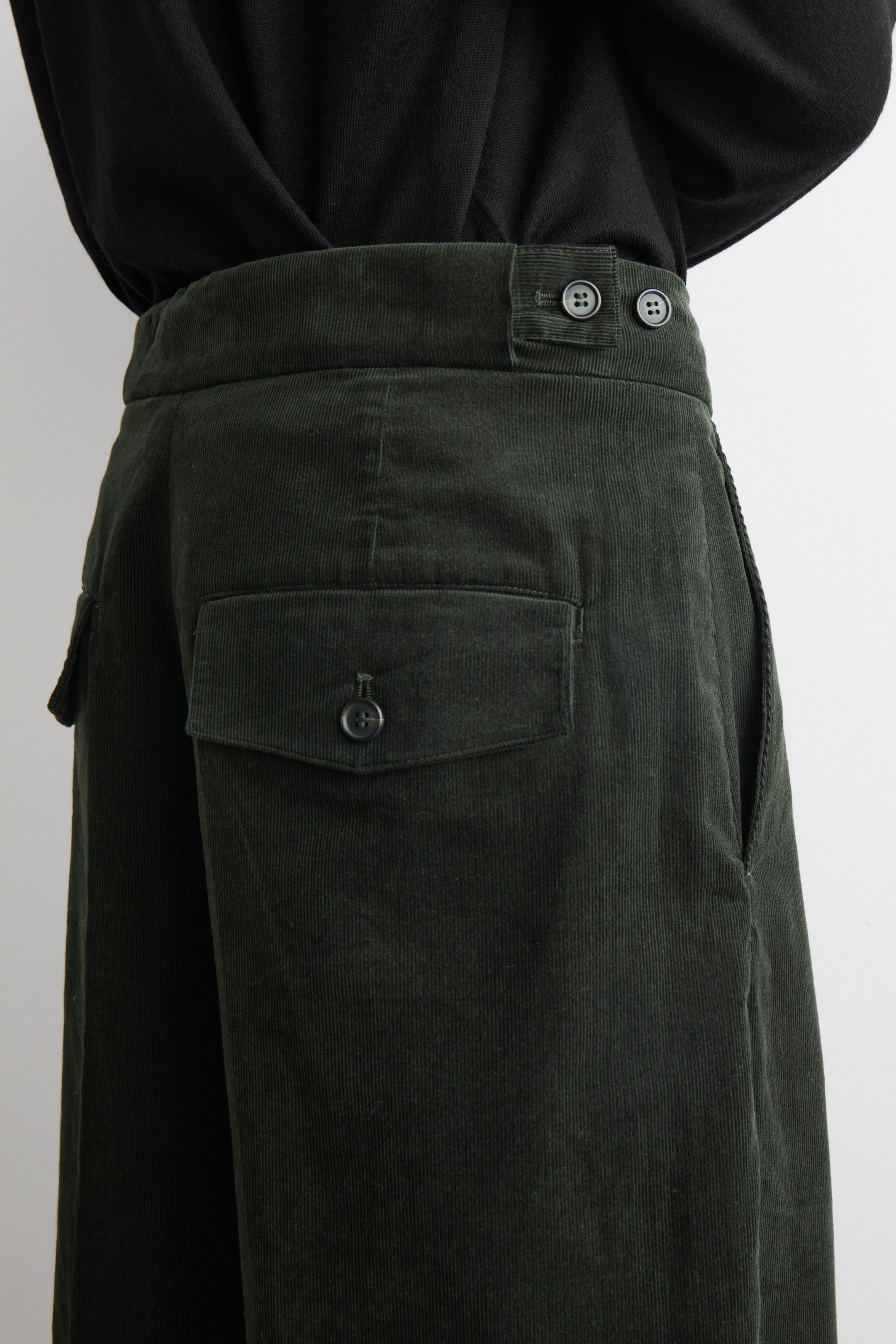 CROPPED CORDUROY PANTS