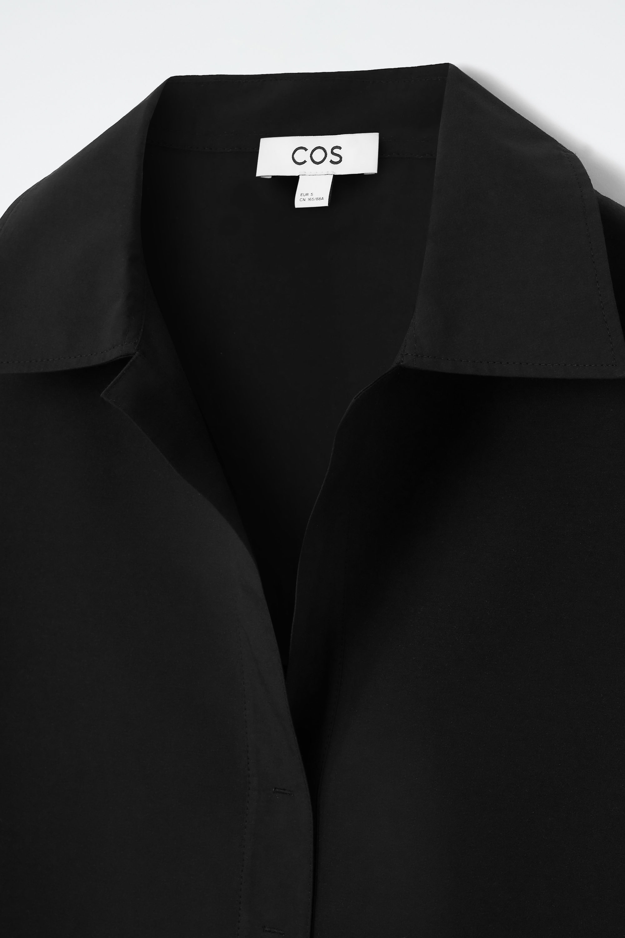 OVERSIZED OPEN-COLLAR SHIRT DRESS - BLACK | COS US