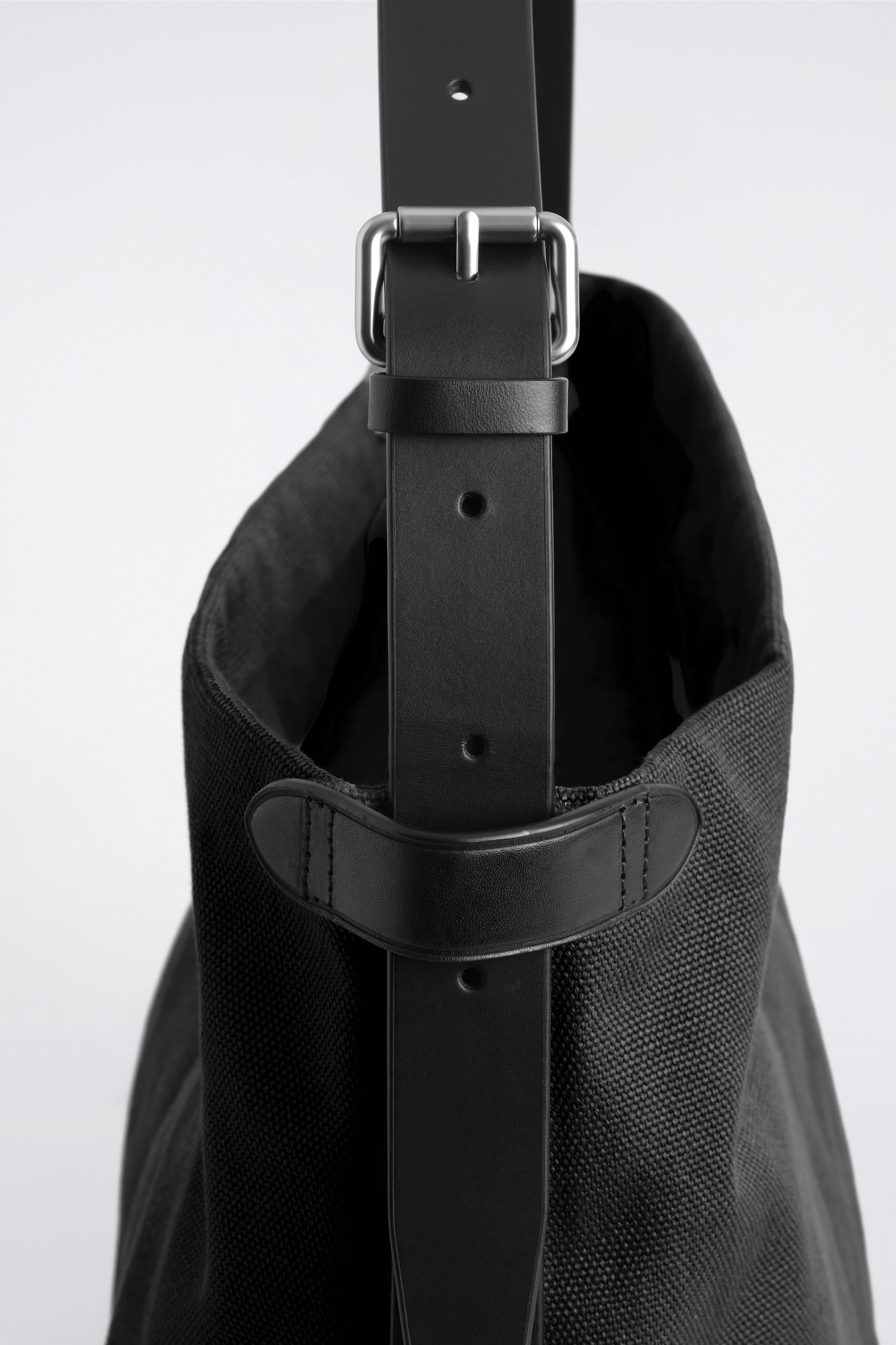 StillMedia/DescriptiveDetail