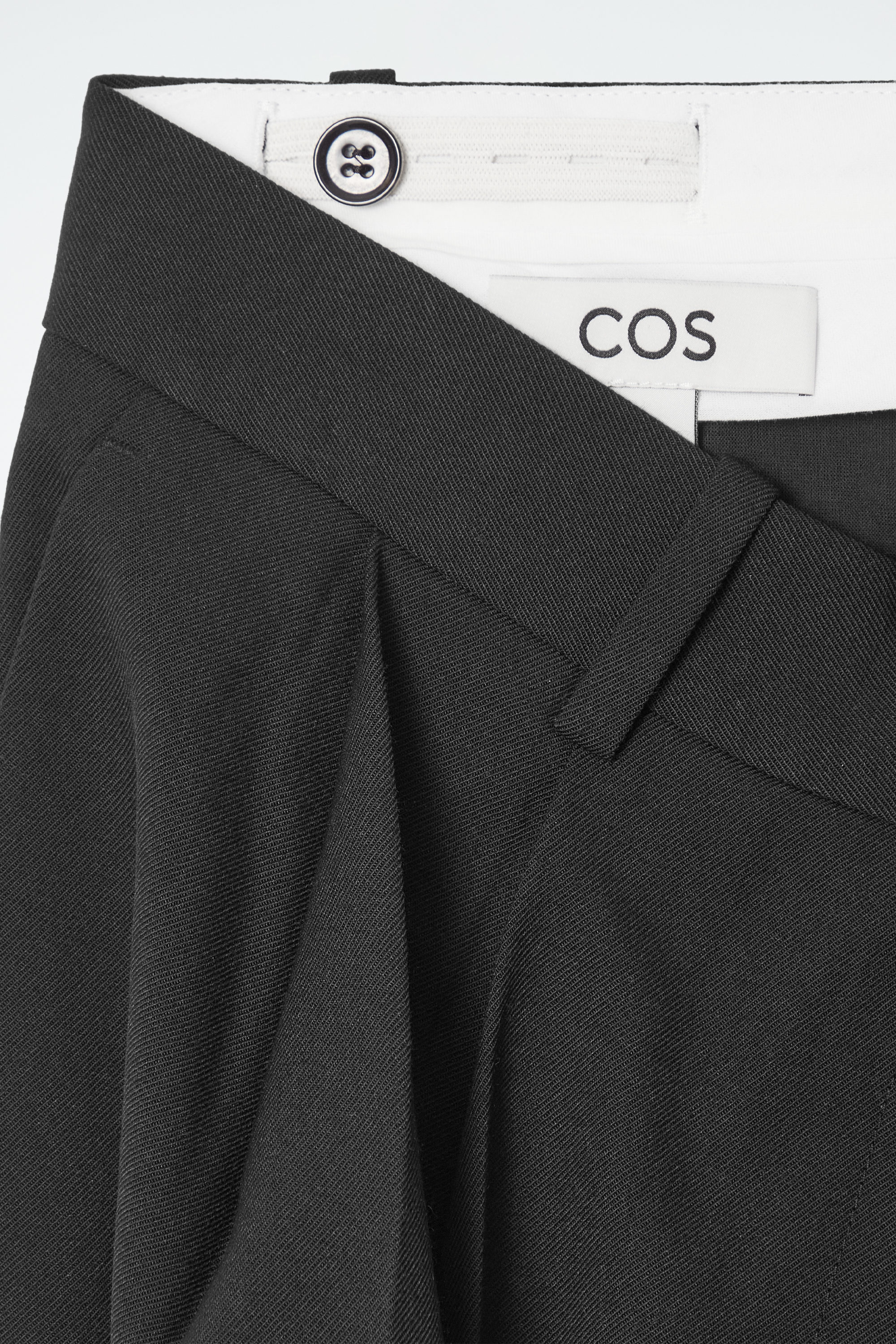 RELAXED TWILL WIDE-LEG PANTS - BLACK | COS