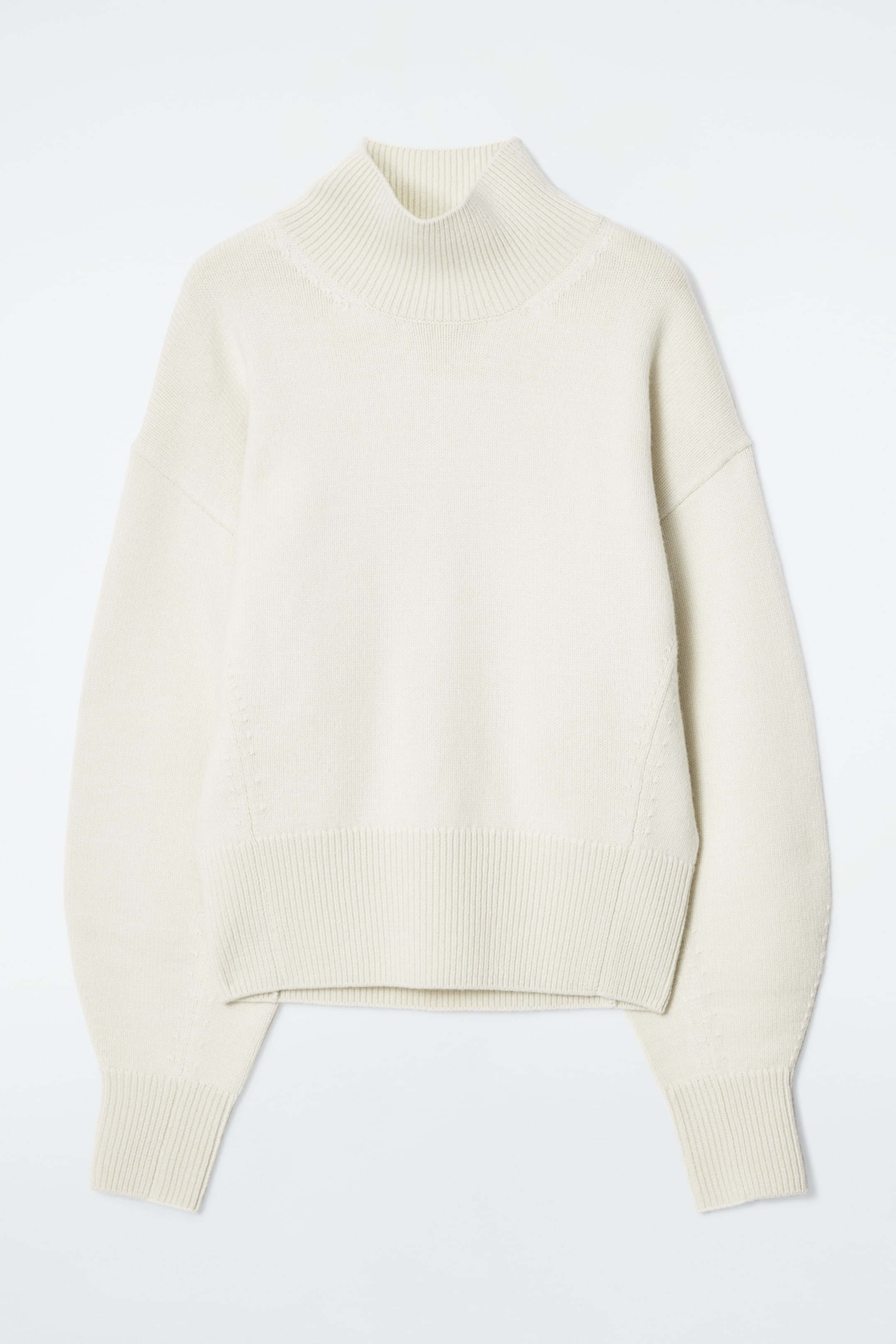 Visa större bild: TRÖJA I ULL MED HÖG KRAGE OCH MARKERAD MIDJA - GRÄDDVIT - DAM | H&M SE 7