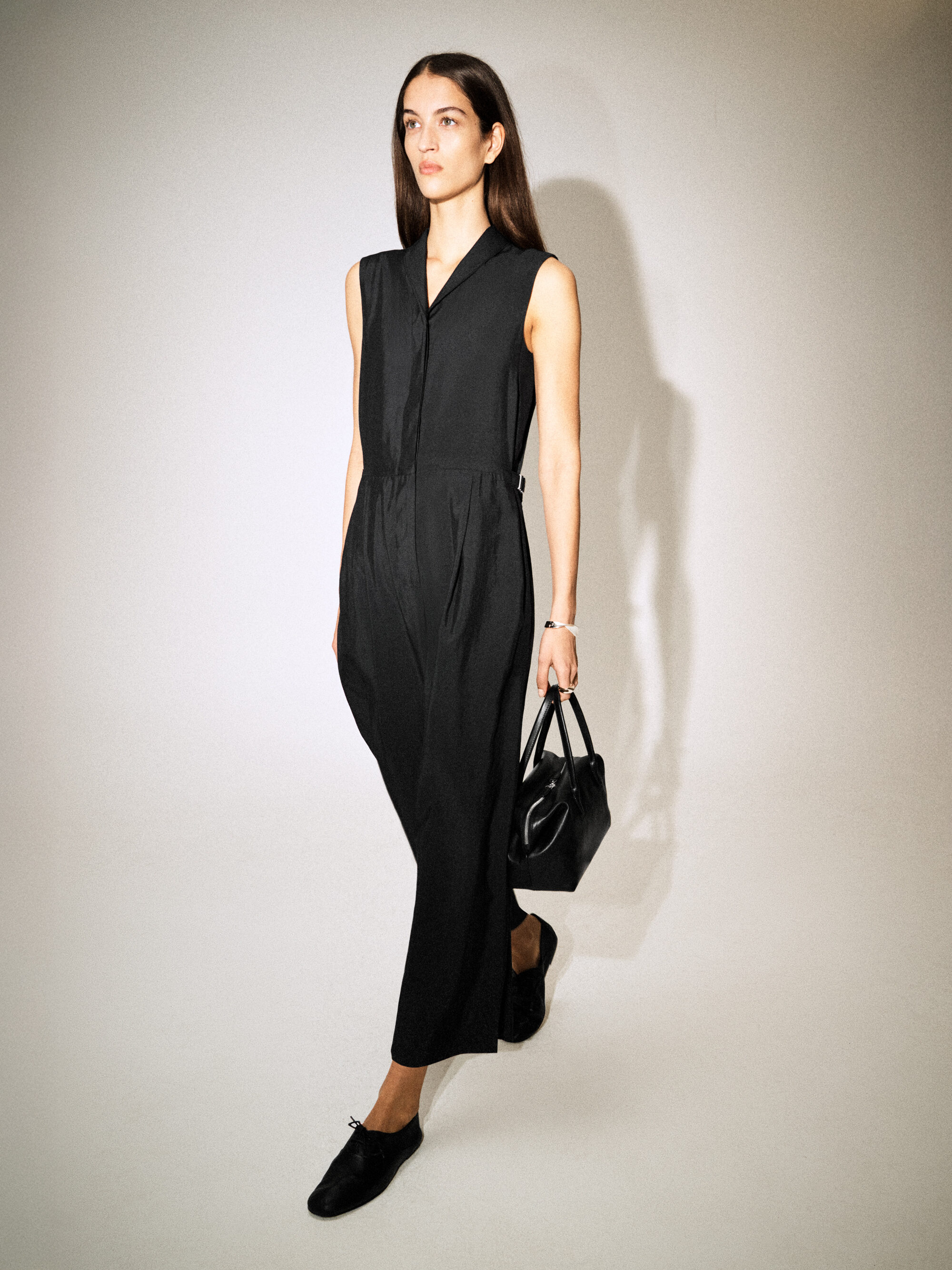 lcdc キャミ　glowny blackup cos musinsa lcdc キャミ glowny blackup cos musinsaの通販はau PAY マーケット