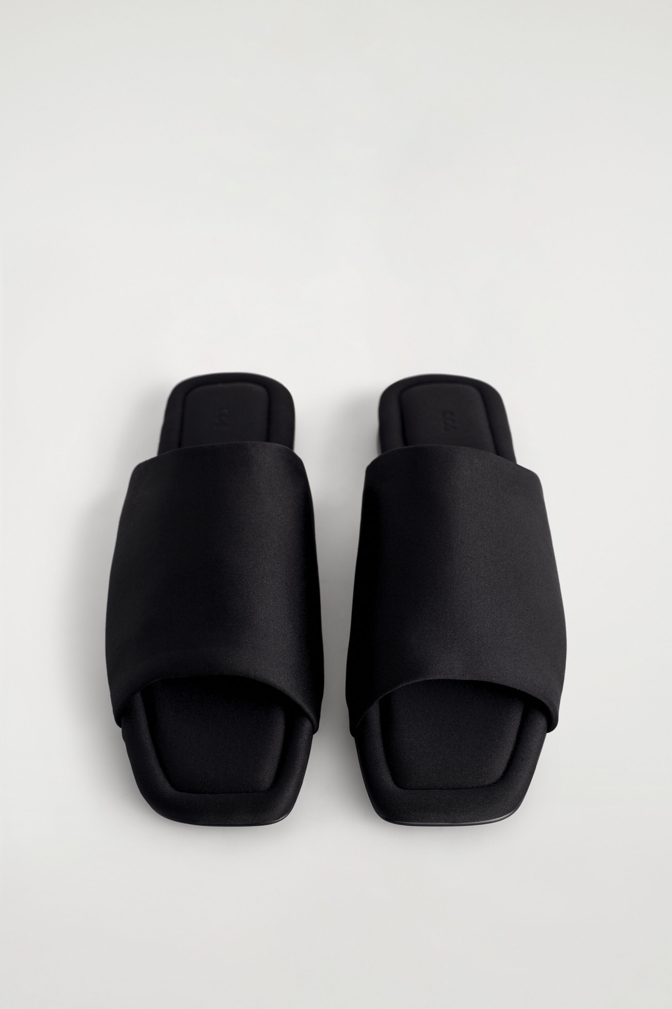 StillMedia/DescriptiveDetail