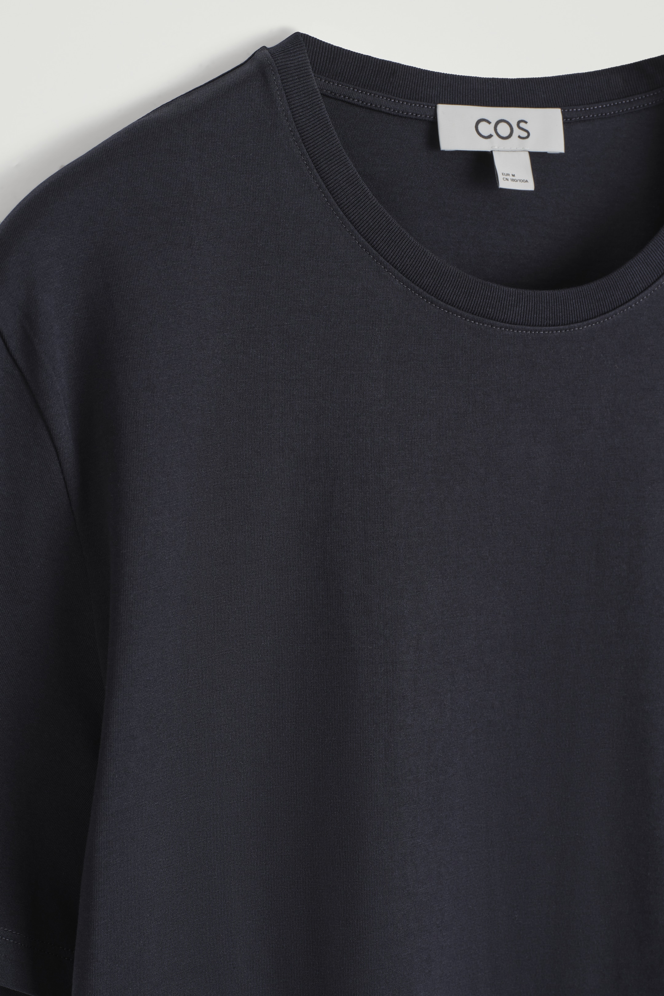 Grösseres Bild ansehen: BAUMWOLL-T-SHIRT MIT RUNDHALSAUSSCHNITT - NAVYBLAU - HERREN | H&M CH 7