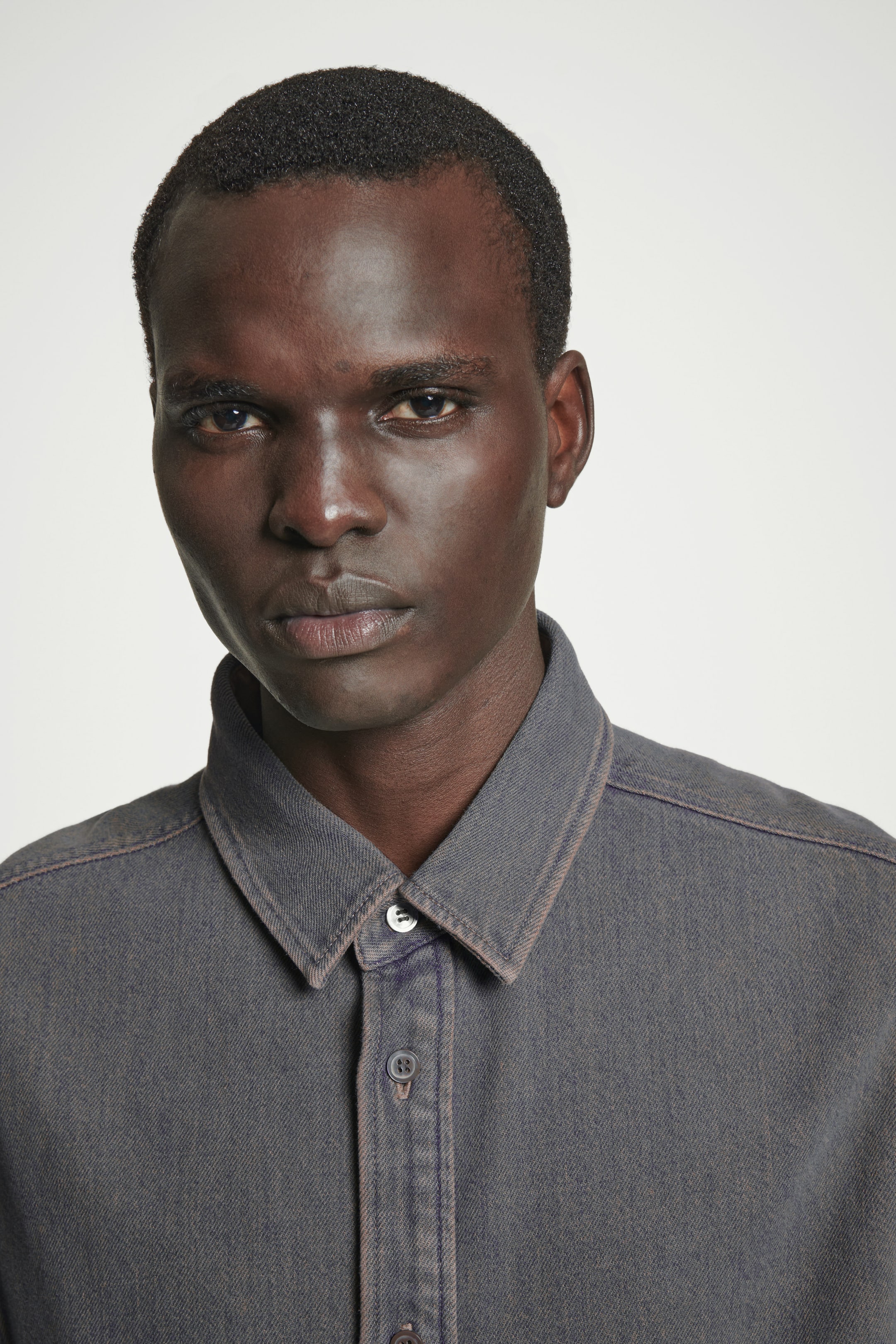 Grösseres Bild ansehen: JEANSHEMD MIT LOCKERER PASSFORM - APRICOT-GEFÄRBT - HERREN | H&M CH 3