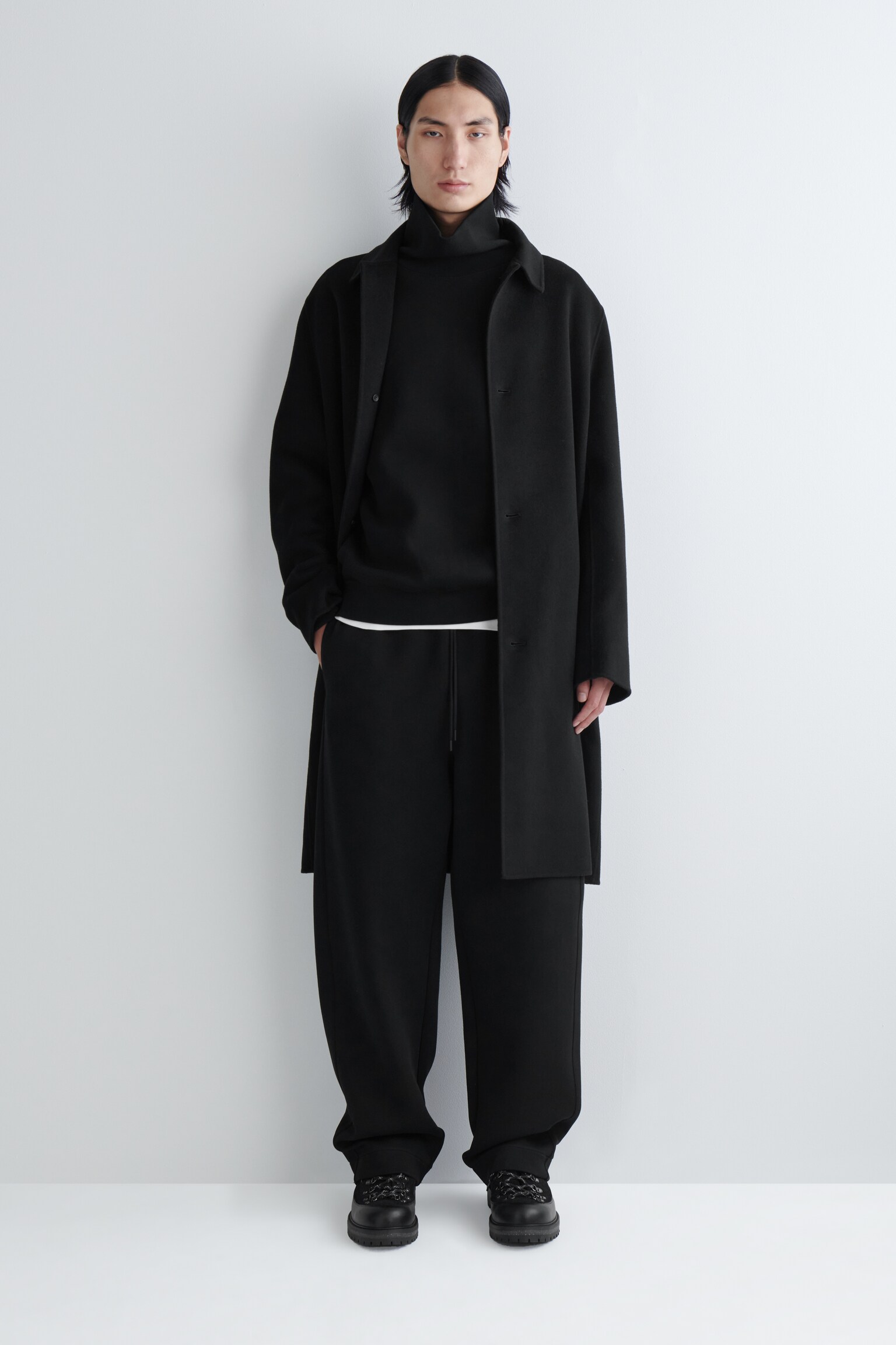 JOGGERS BARREL-LEG EFECTO NEOPRENO - NEGRO/GRIS JASPEADO