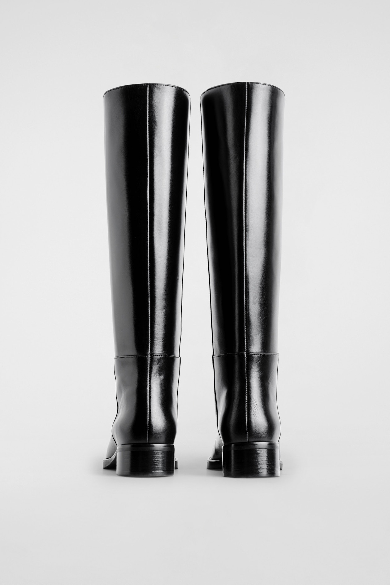 LEATHER KNEE-HIGH BOOTS — BLACK