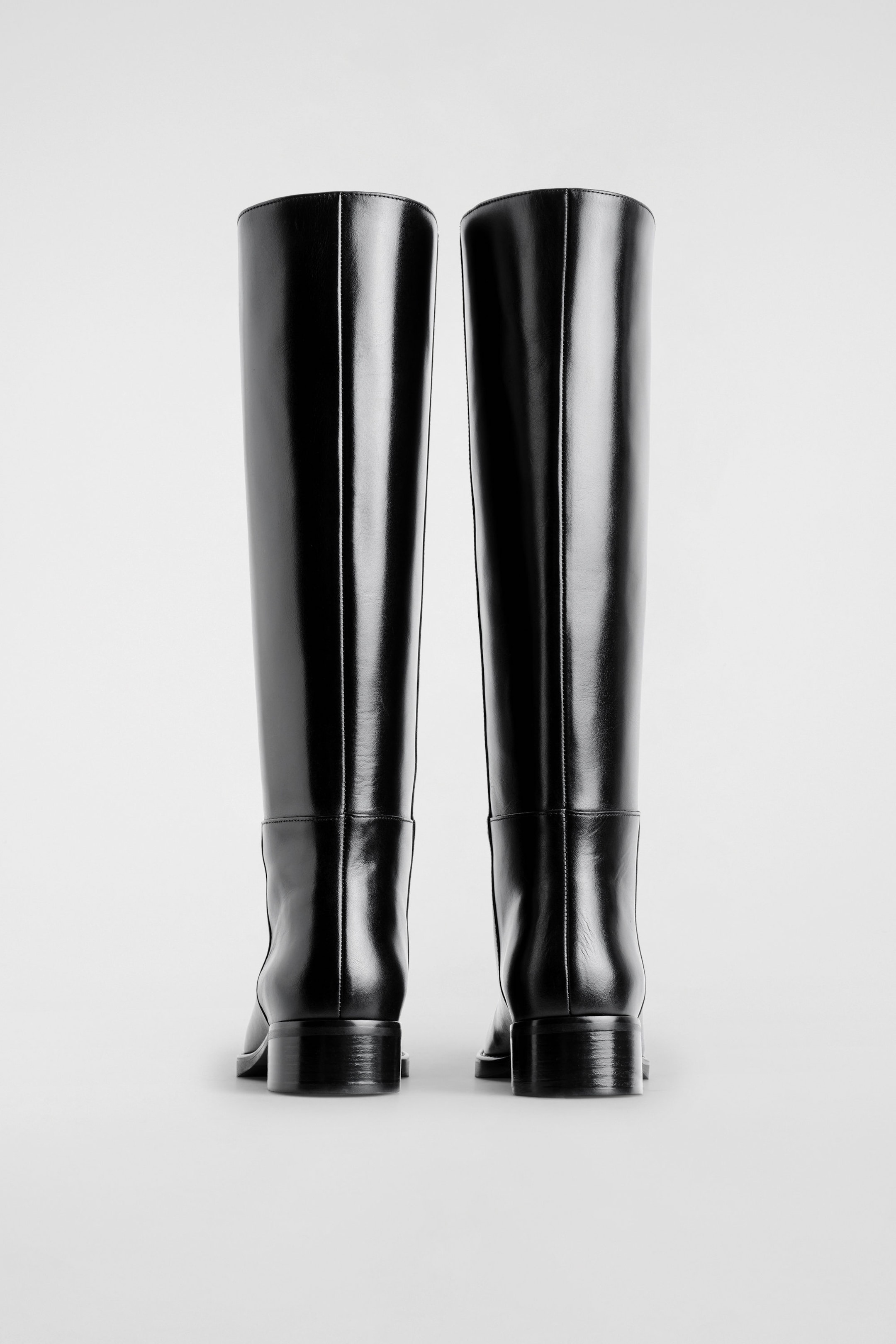 LEATHER KNEE-HIGH BOOTS