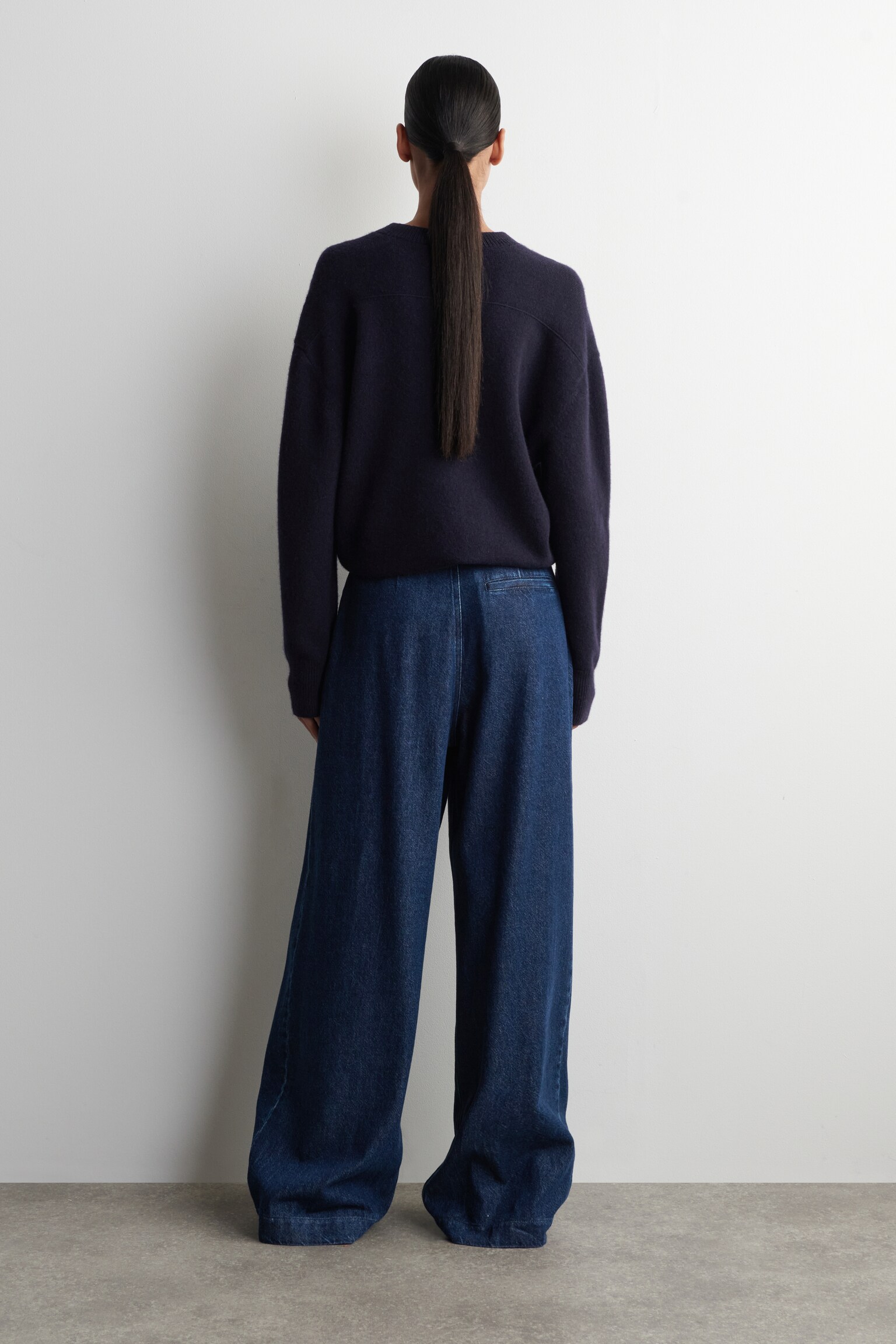 PANTALON LARGE À PLIS EN DENIM - BLEU FONCÉ/CRÈME - 4