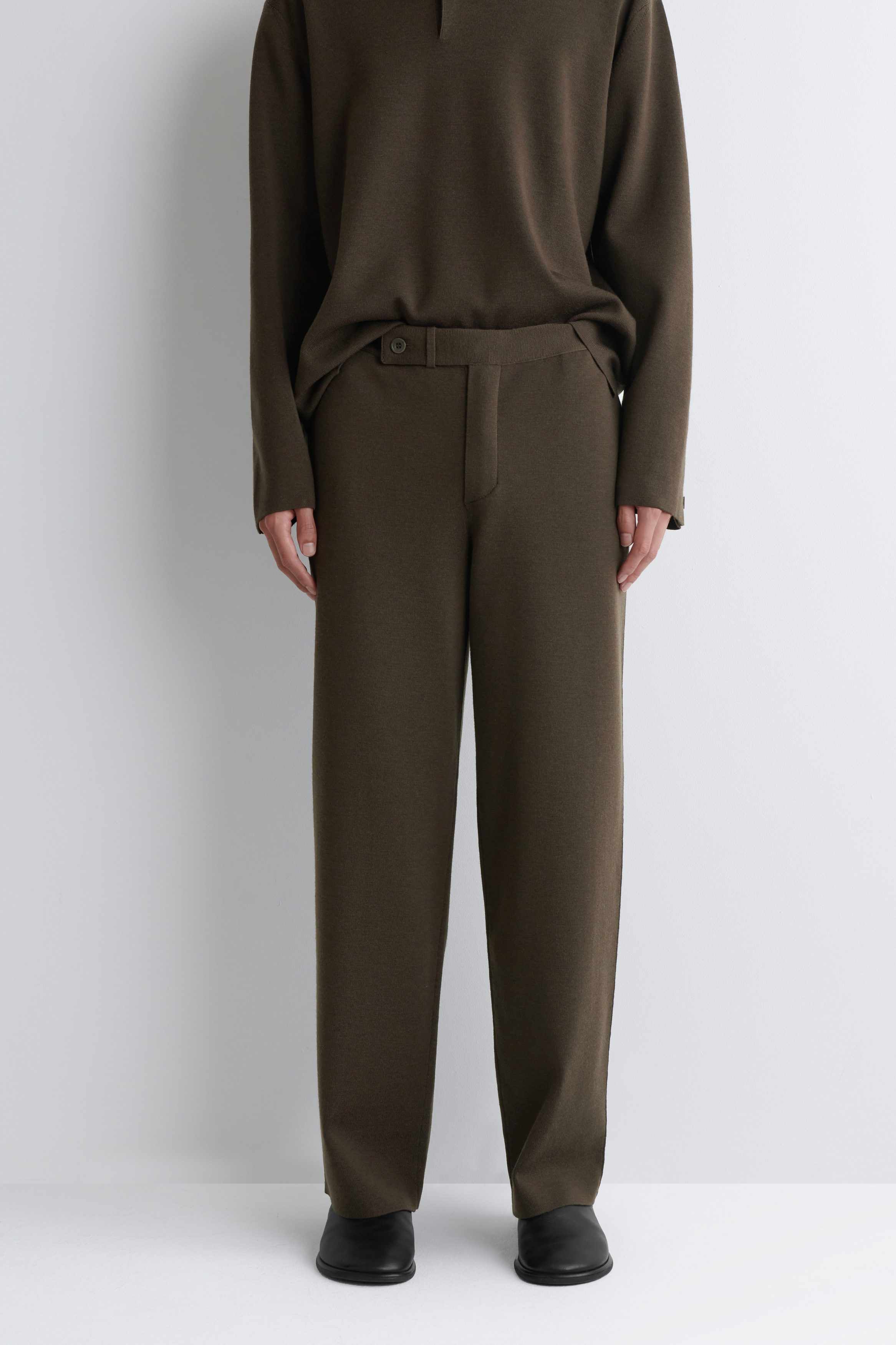 KNITTED WOOL STRAIGHT-LEG TROUSERS - DARK BROWN | COS US