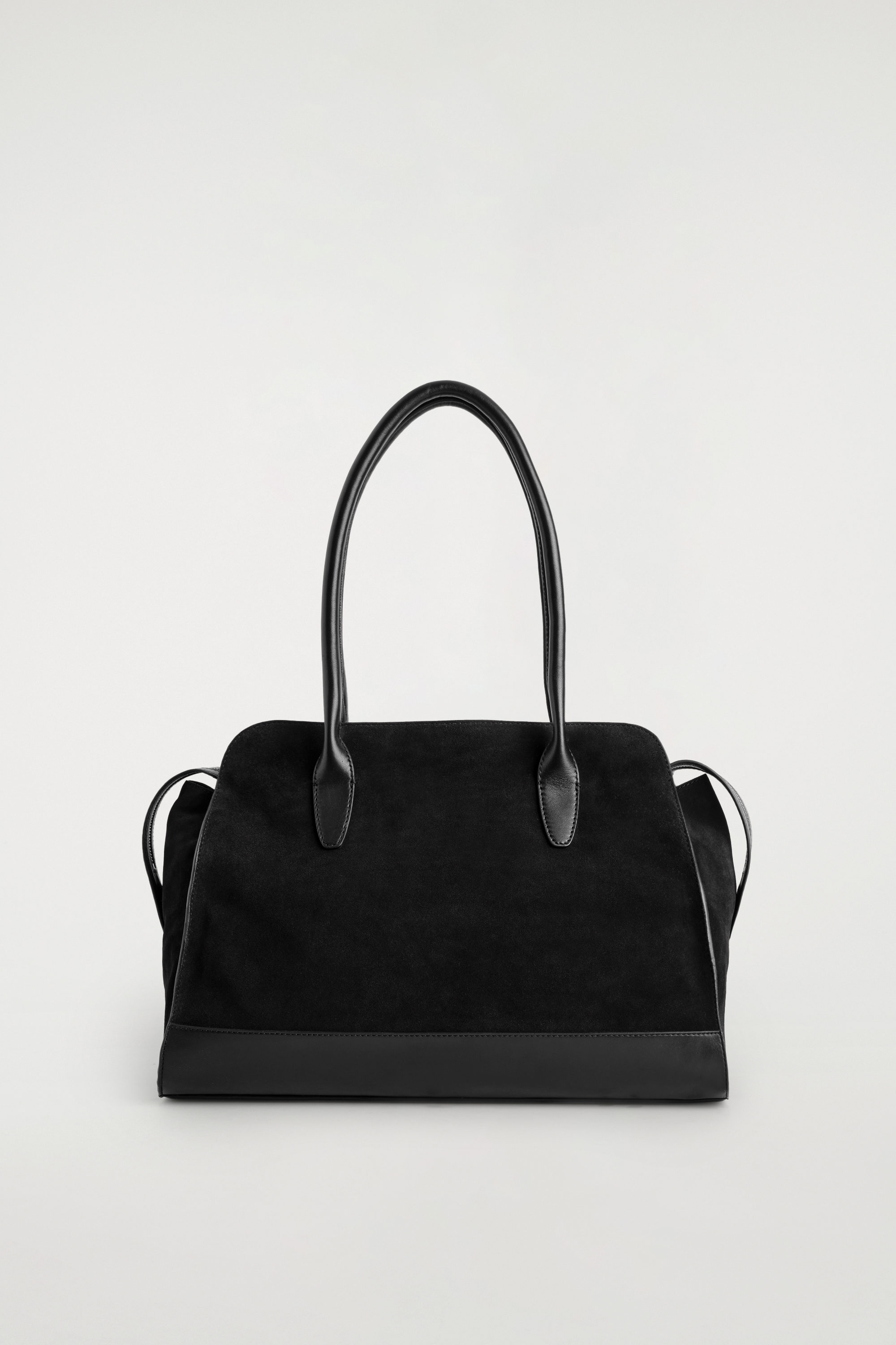 AVENUE TOTE BAG - SUEDE - BLACK | COS