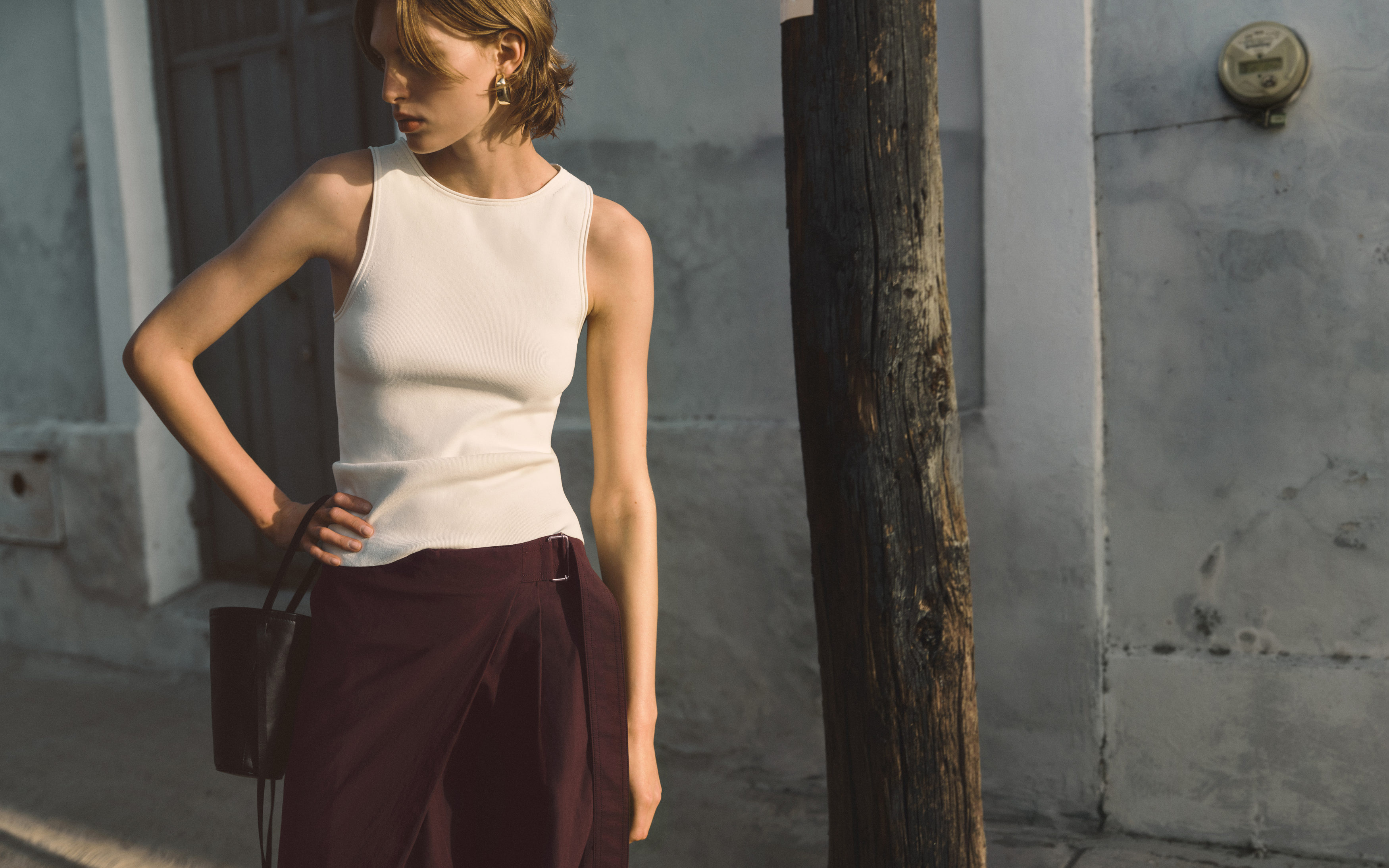TUBULAR KNITTED TANK TOP - IVORY | COS