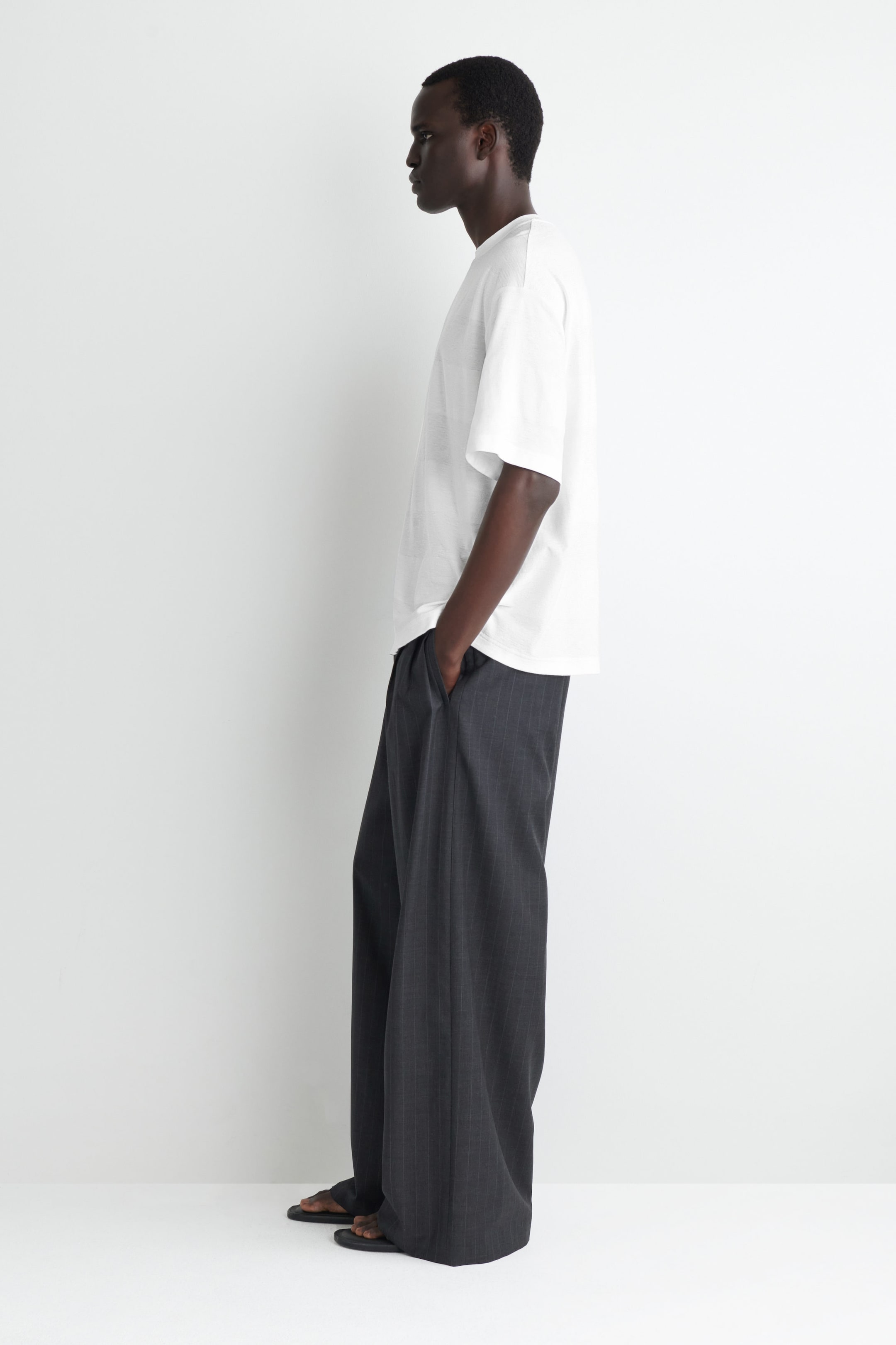 T-SHIRT OVERSIZE A RIGHE IN MISTO LINO