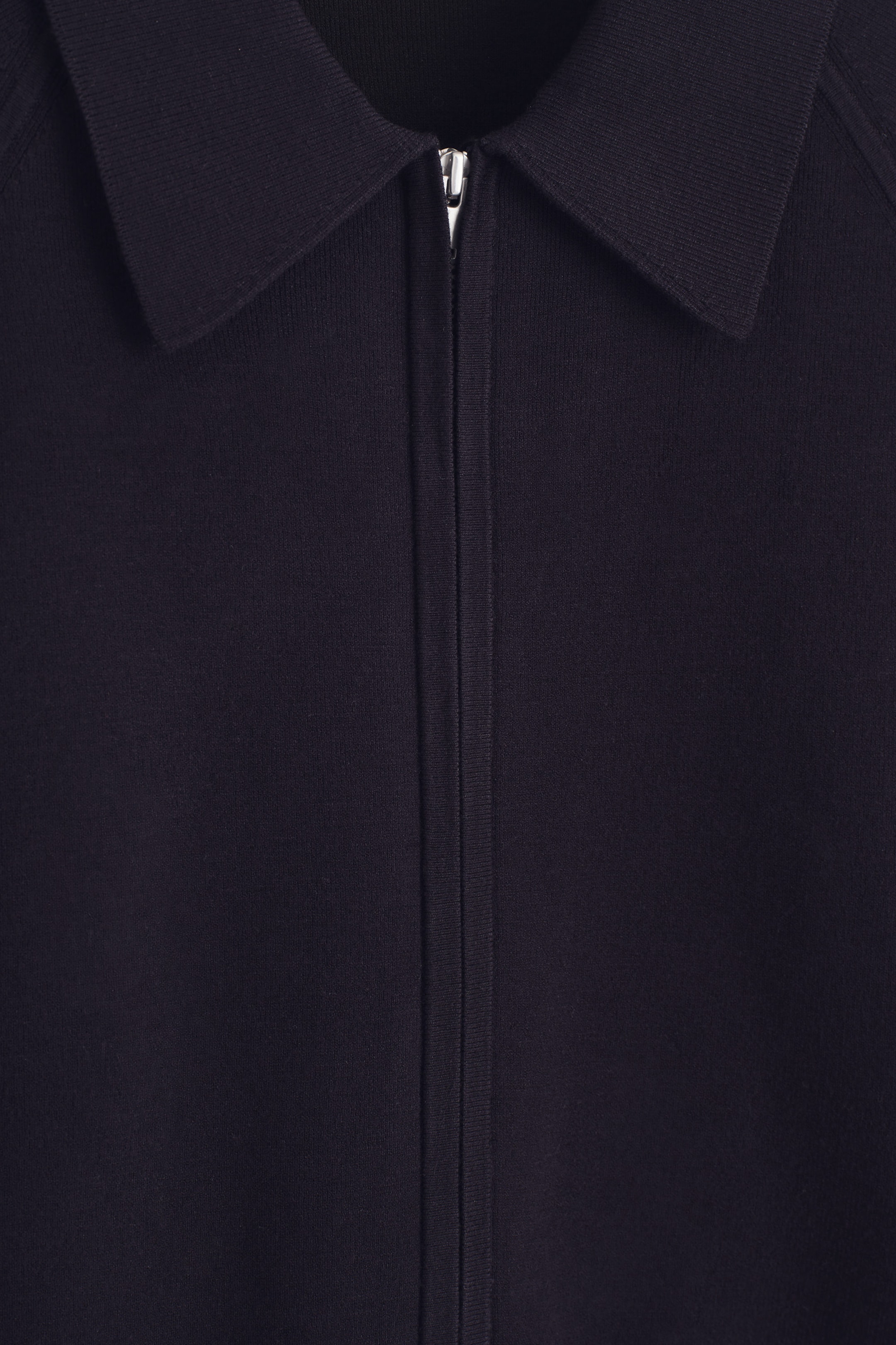 StillMedia/DescriptiveDetail