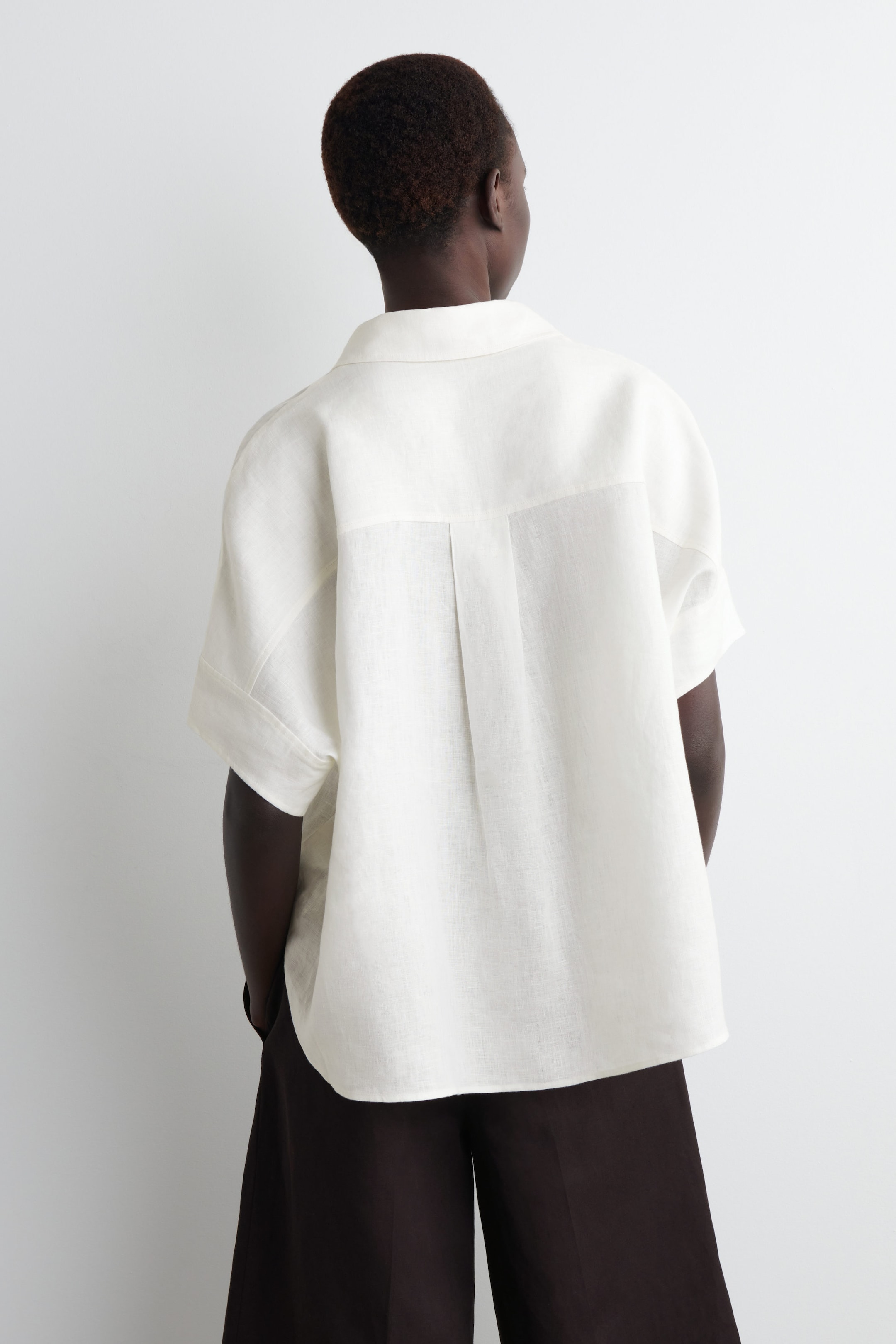 LINEN HALFPLACKET SHIRT