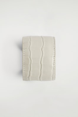 CROC-EFFECT LEATHER CUFF — WHITE 4