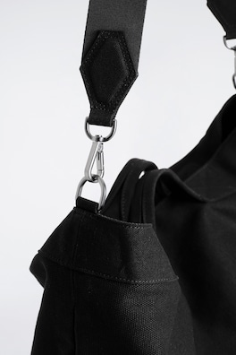 PURSUIT MESSENGER BAG - CANVAS — BLACK 3