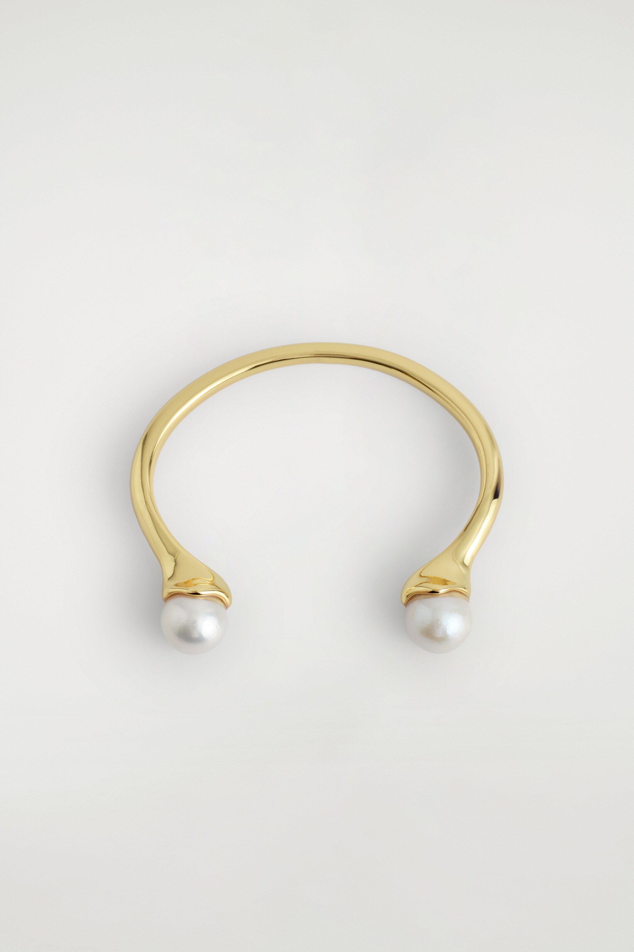 Vezi imaginea mai mare: FRESHWATER PEARL CUFF - GOLD - FEMEI | H&M RO 2