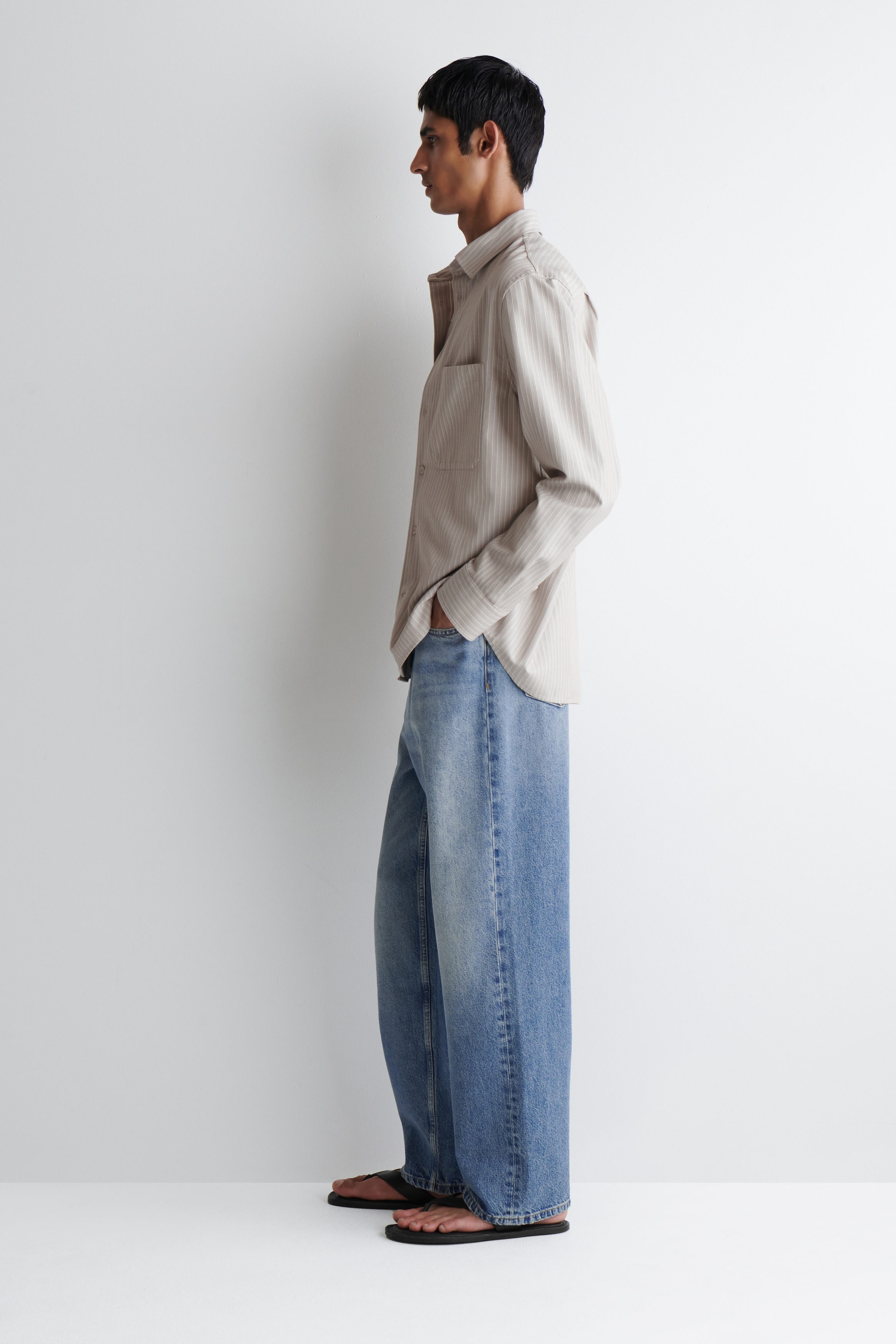 RIDER STRAIGHT-LEG JEANS
