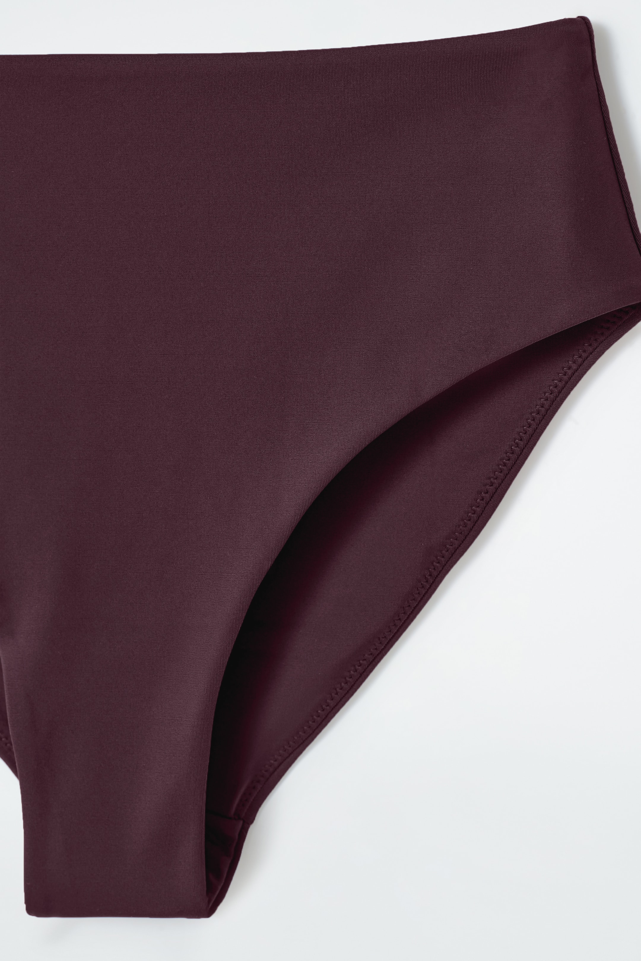 Zobraziť väčší obrázok: VYSOKO PÁSOVÉ BIKINOVÉ NOHAVIČKY - BORDOVÁ - ŽENY | H&M SK 5