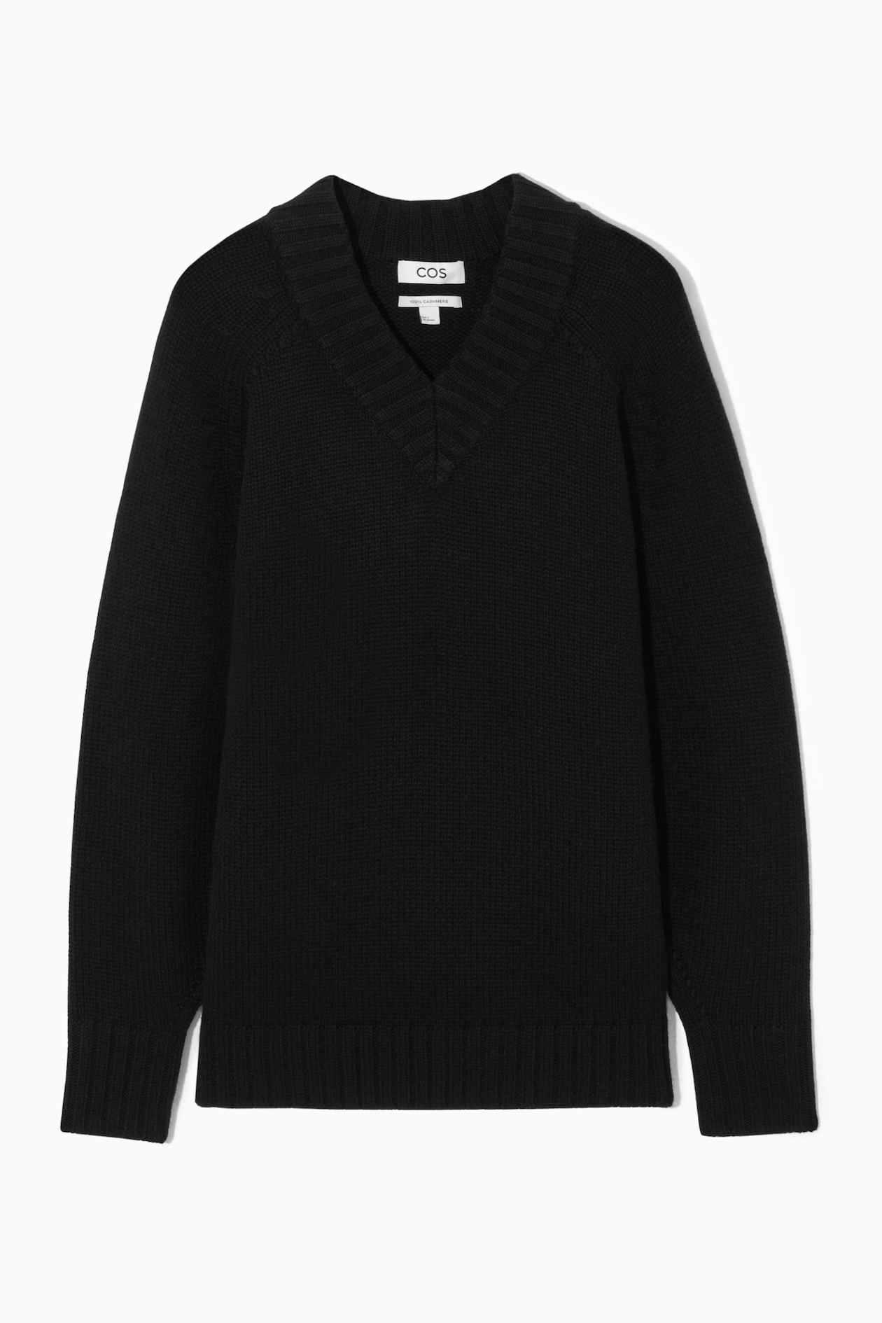 CHUNKY PURE CASHMERE V-NECK JUMPER BLACK COS