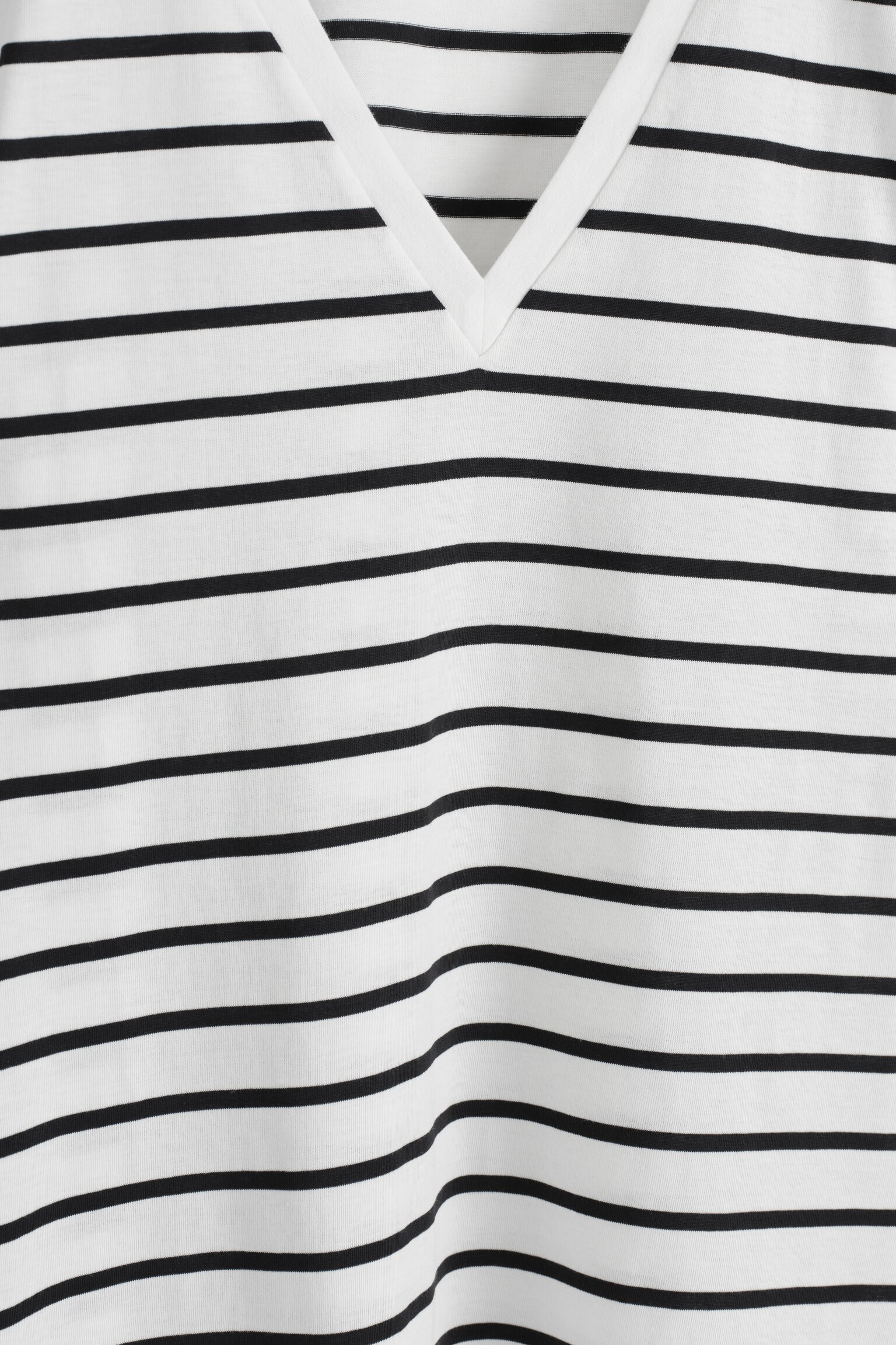 T-SHIRT À COL EN V EN COTON - BLANC / RAYURES/GRIS CHINÉ/NOIR/BLANC/BLEU MARINE - 3