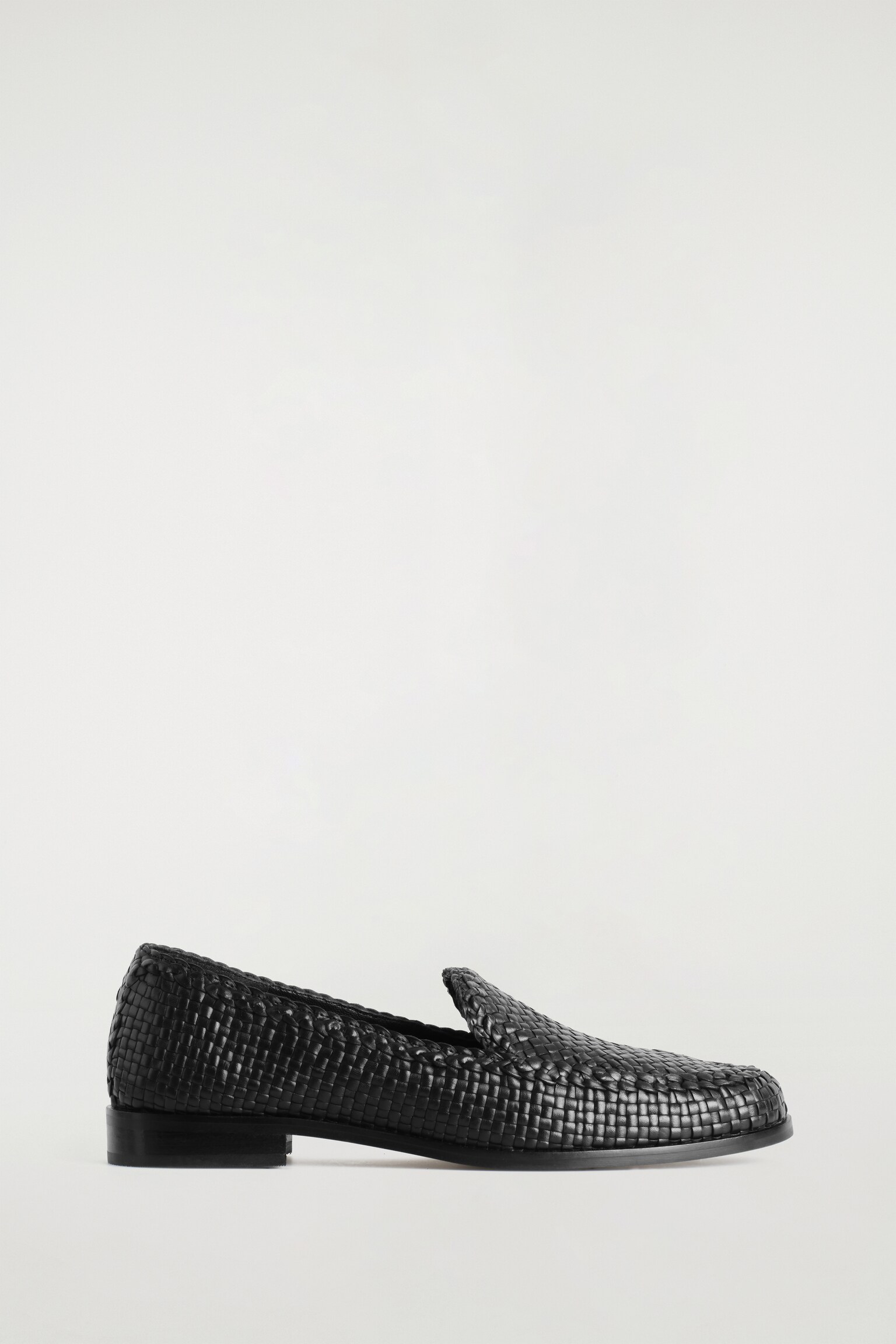 MOCASSINS EN CUIR TISSÉ MAIN - NOIR - 2