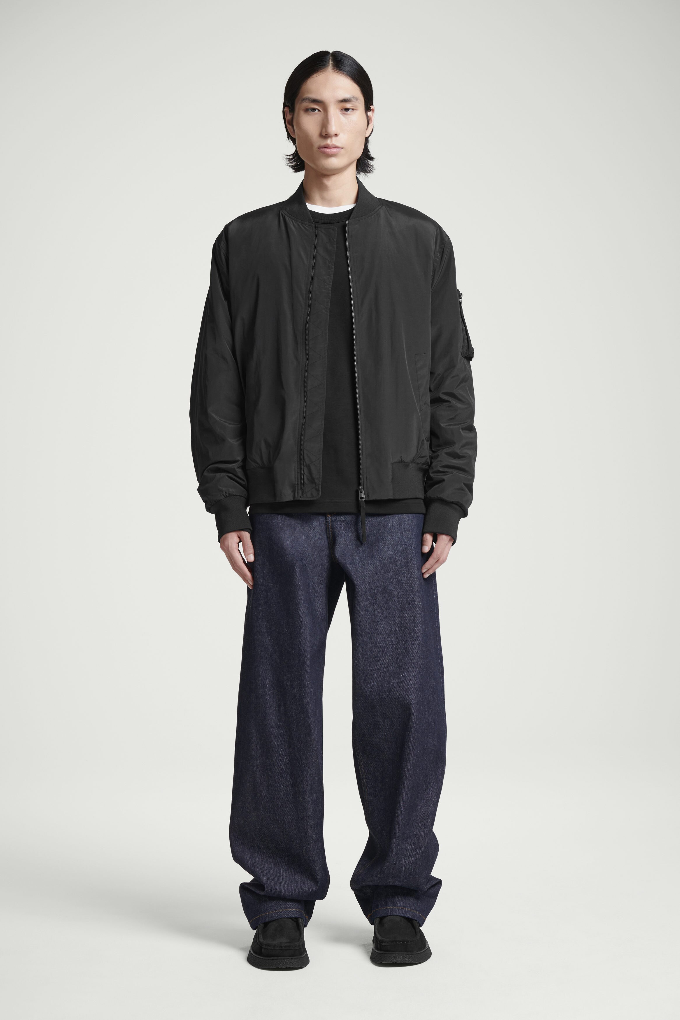 ダウンジャケット・コート +DEINET+ EASY BOMBER JACKET IN BLACK KDBCL4S541106 Diode Bomber Jacket in Black
