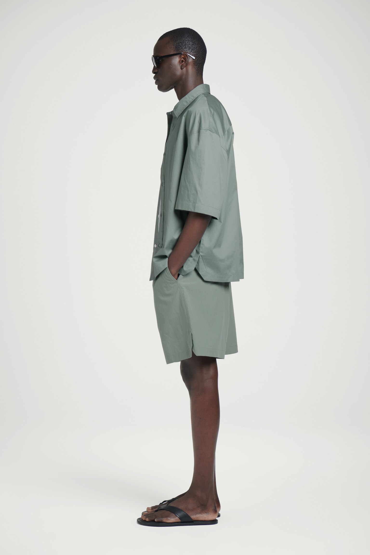 BOXY SHORT-SLEEVED COTTON SHIRT - TEAL/WHITE - 9
