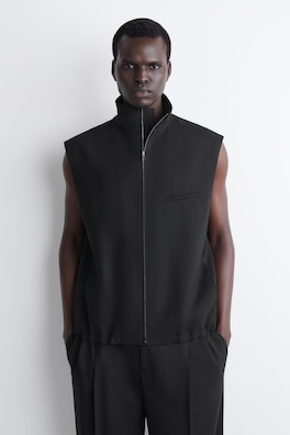 TAILORED FUNNEL-NECK WOOL GILET — CARBON 1