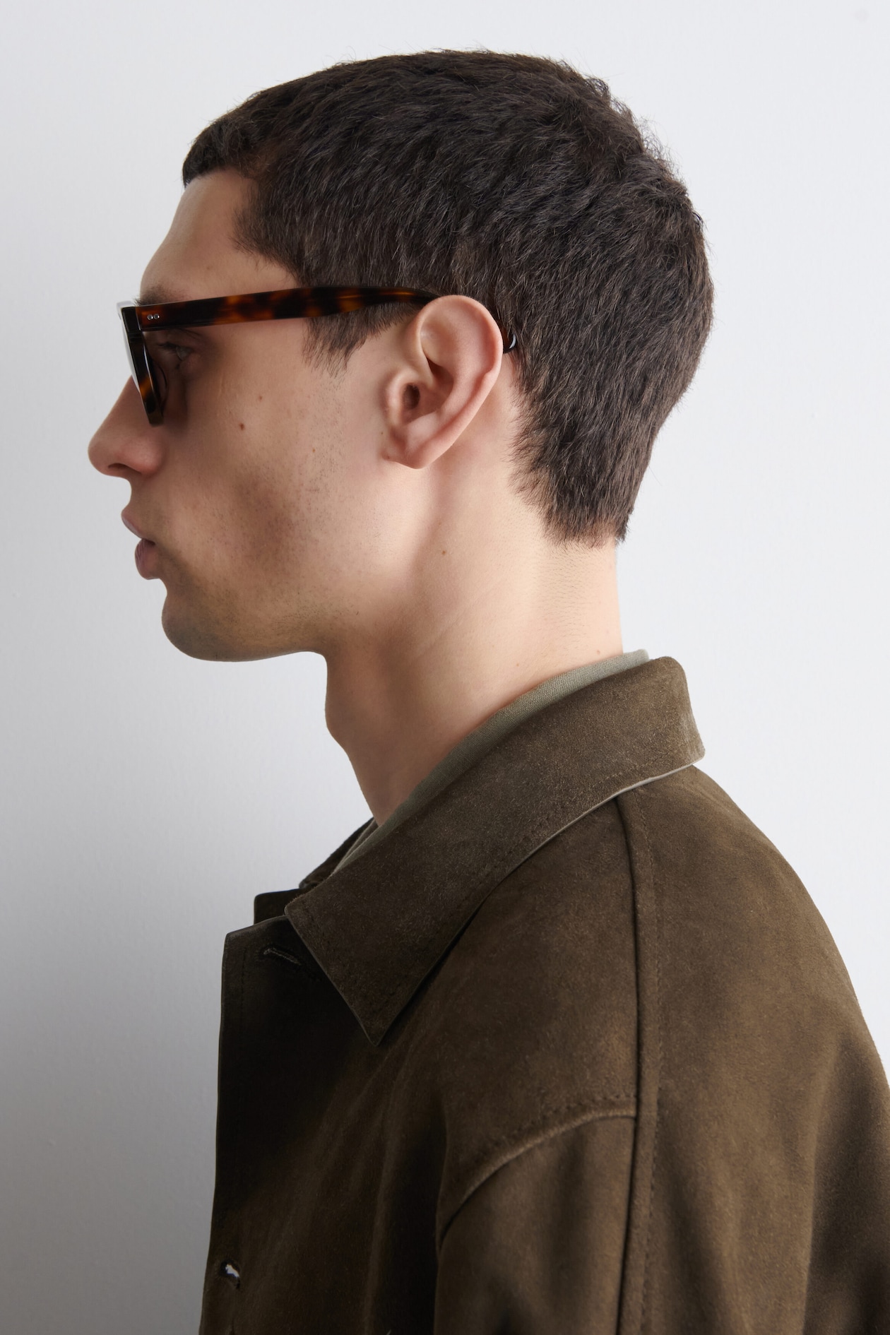 D-FRAME SUNGLASSES — TORTOISESHELL