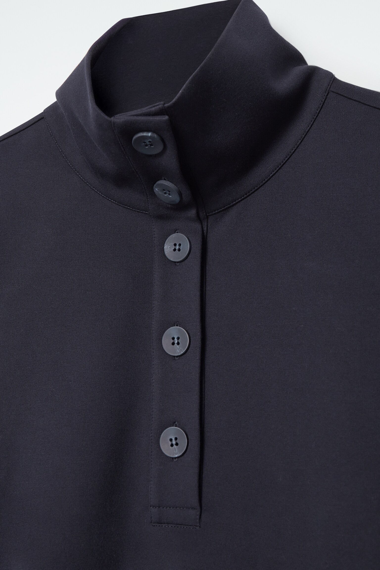 OBERTEIL MIT STEHKRAGEN UND KNOPFLEISTE - NAVYBLAU - 3