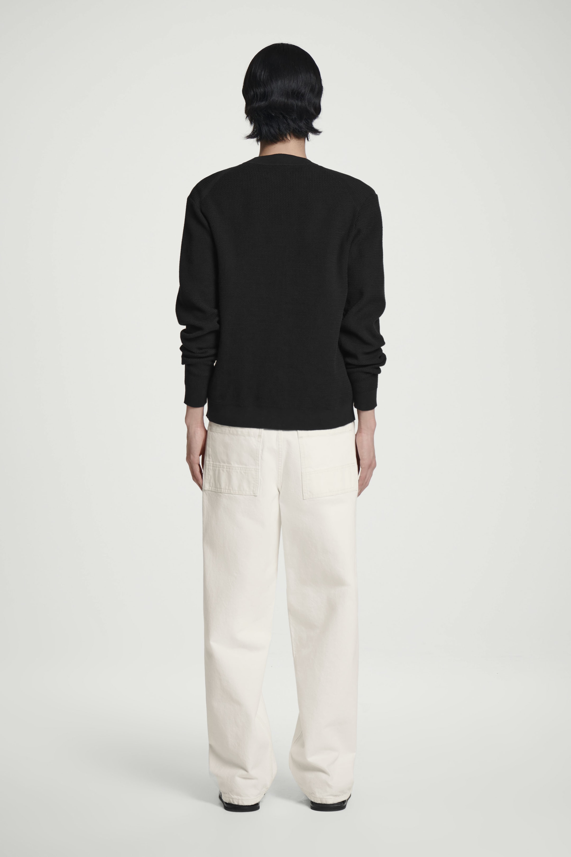TEXTURED KNITTED COTTON V-NECK CARDIGAN