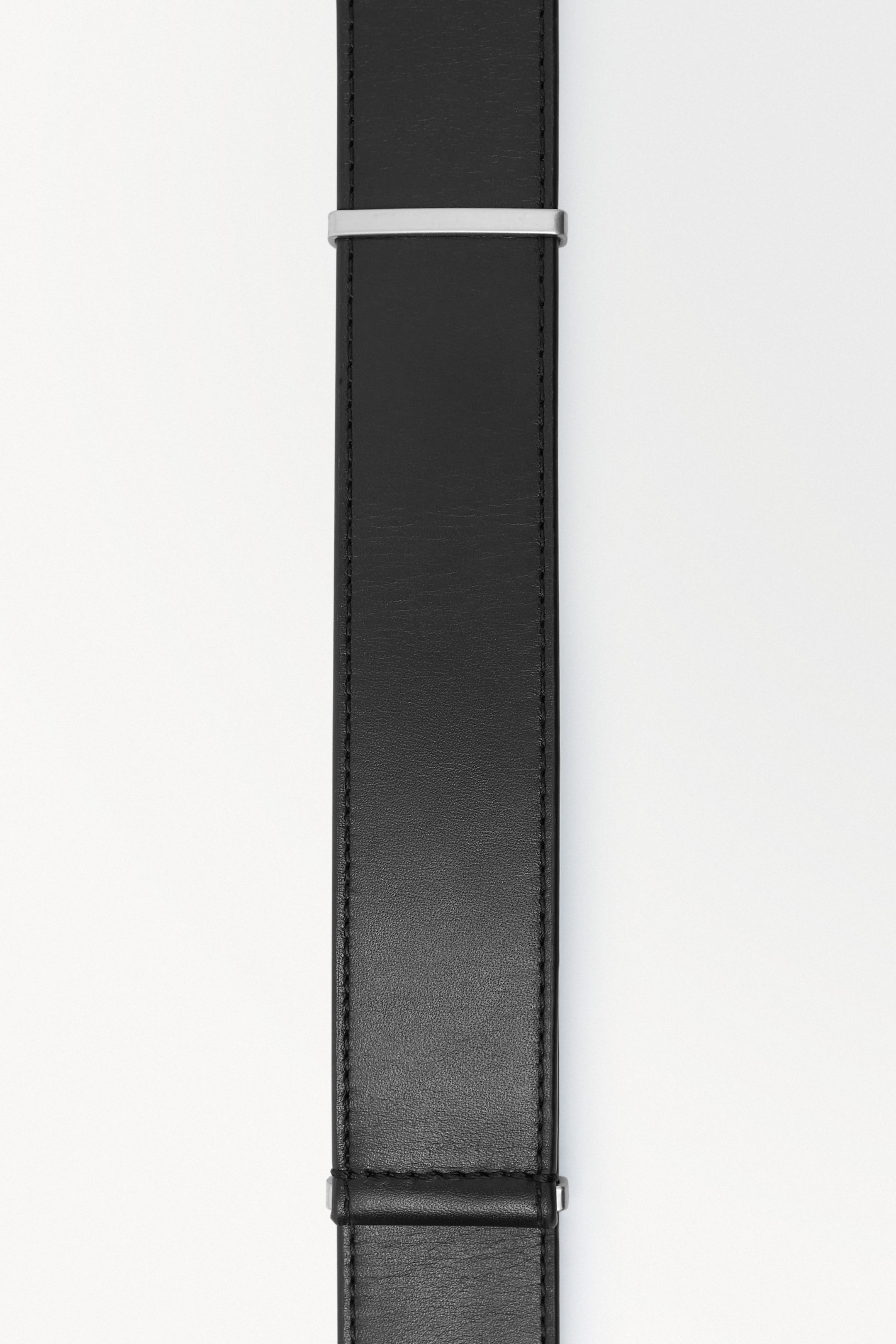 StillMedia/DescriptiveDetail