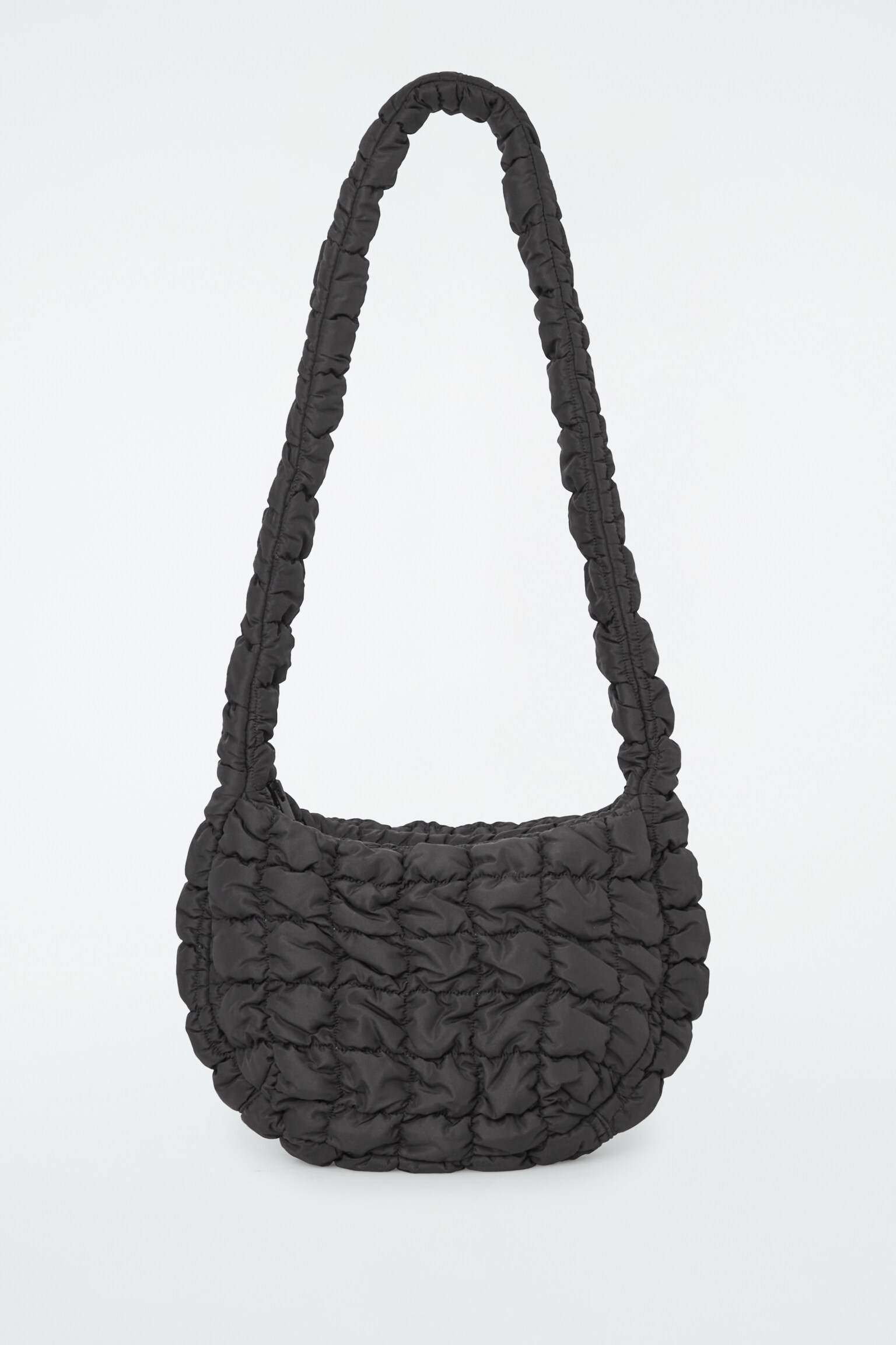 QUILTED MESSENGER - BLACK