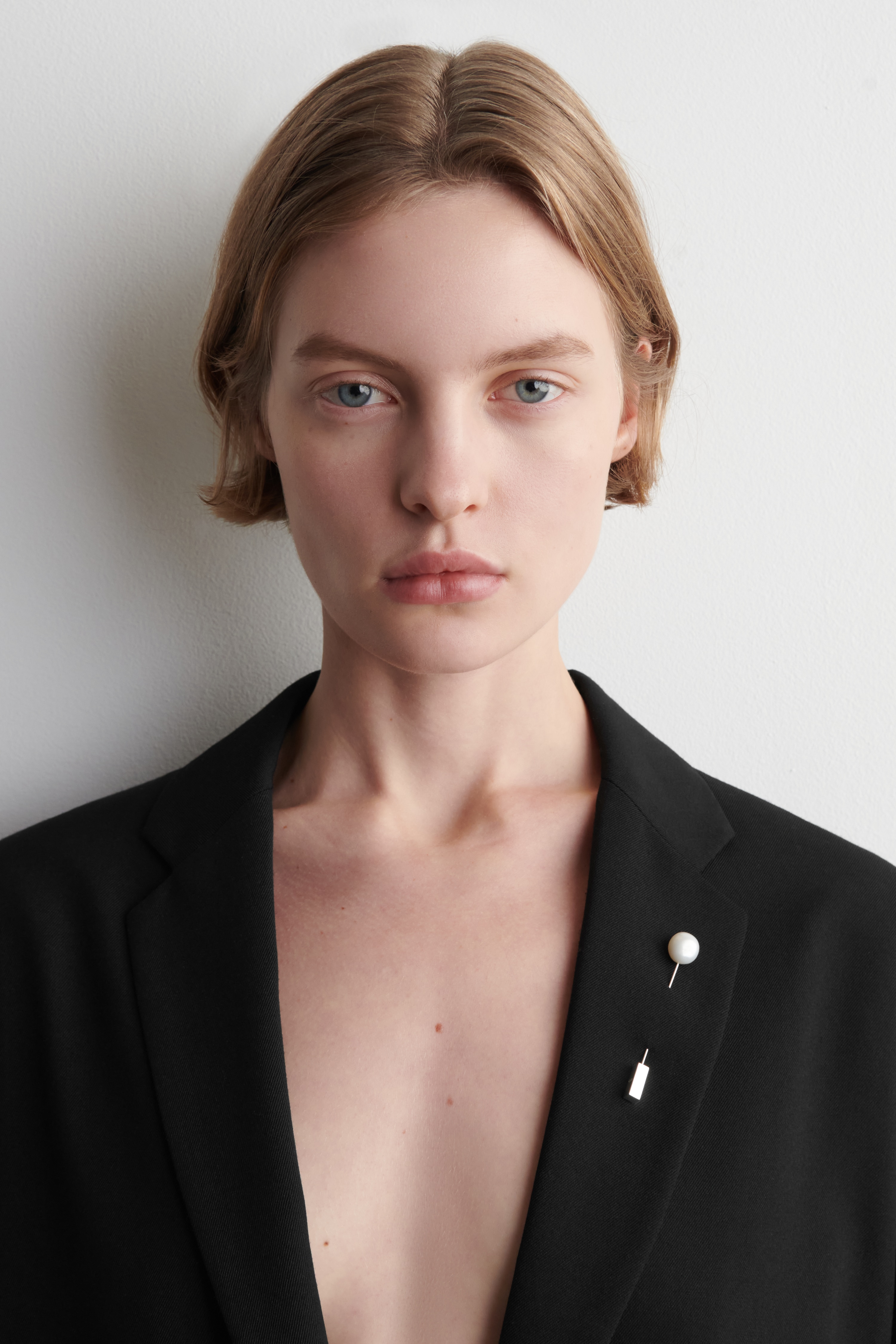 FRESHWATER PEARL BROOCH - SILVER