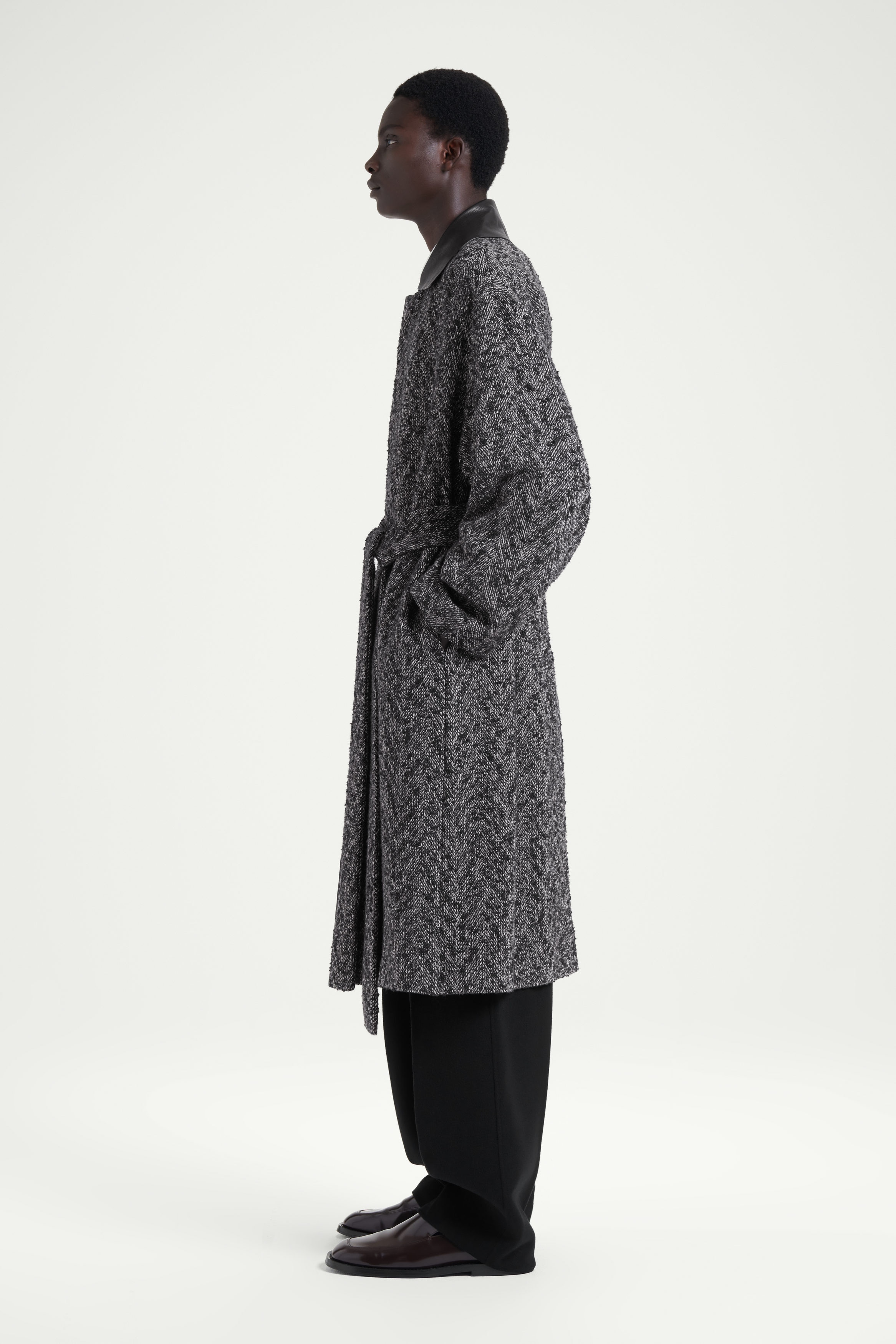 ジャケット・アウター OHOTORO Broad Herringbone Coat THE HERRINGBONE COAT - CHESTNUT / HERRINGBONE | COS