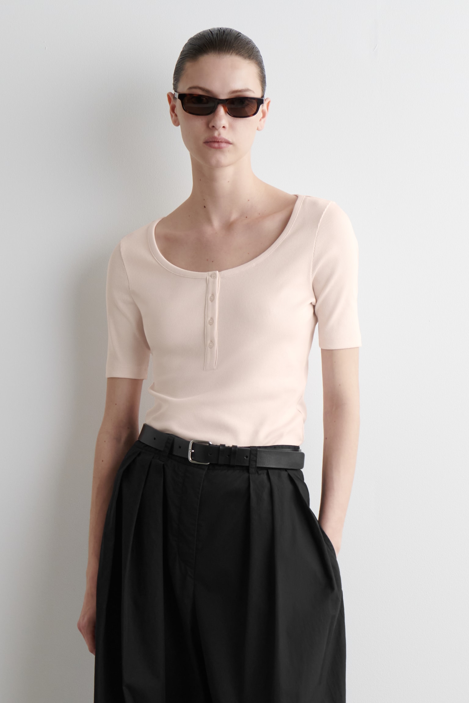CAMISETA DE CANALÉ CON BOTONES - ROSA CLARO/AZUL MARINO / A RAYAS
