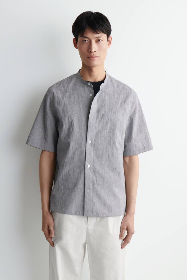 GRANDAD-COLLAR SHORT-SLEEVED SHIRT - BLUE / WHITE / STRIPED/LIGHT GREEN - 1